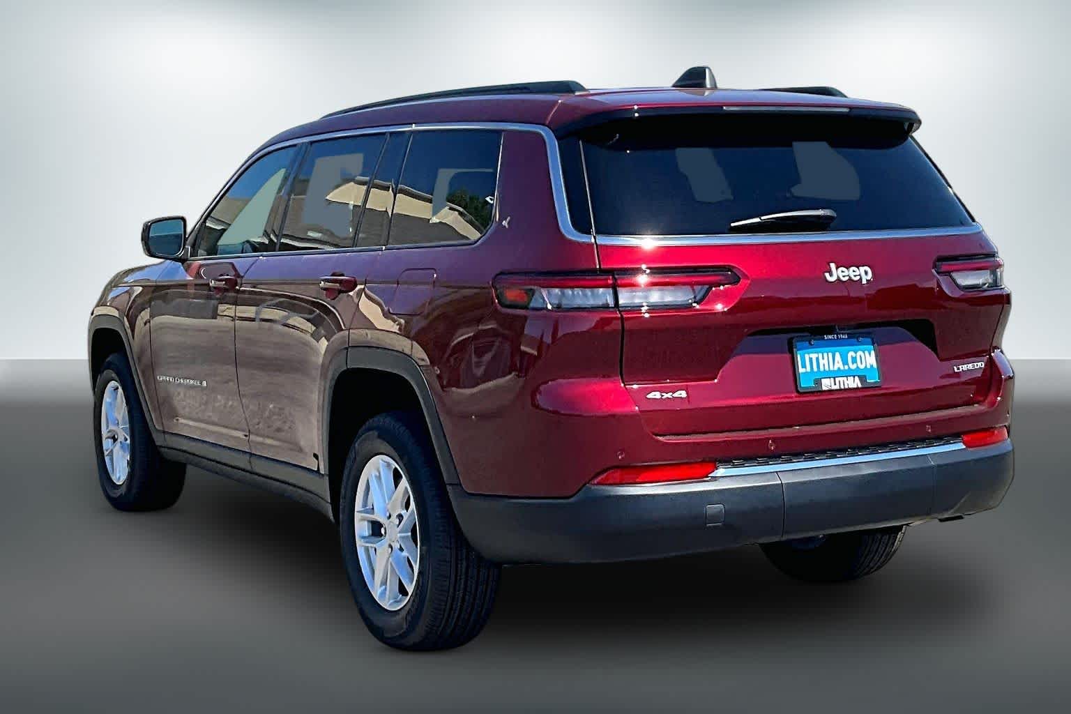 Thumbnail: 2026 Jeep Grand Cherokee - 4