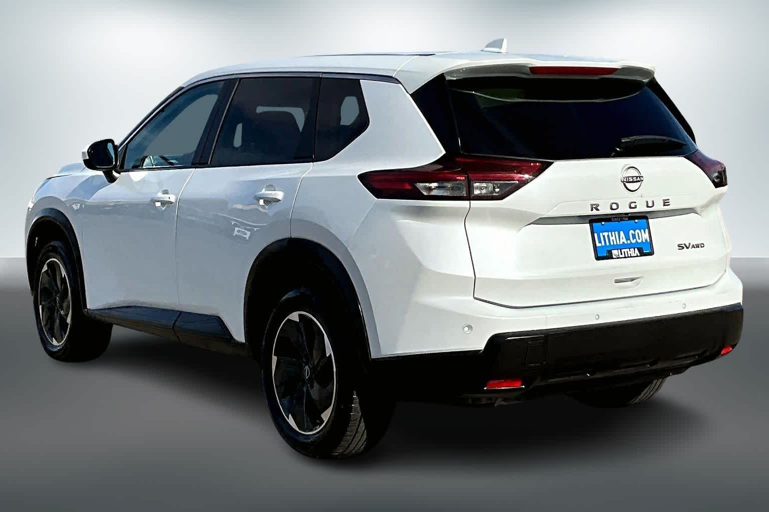 Thumbnail: 2024 Nissan Rogue - 4