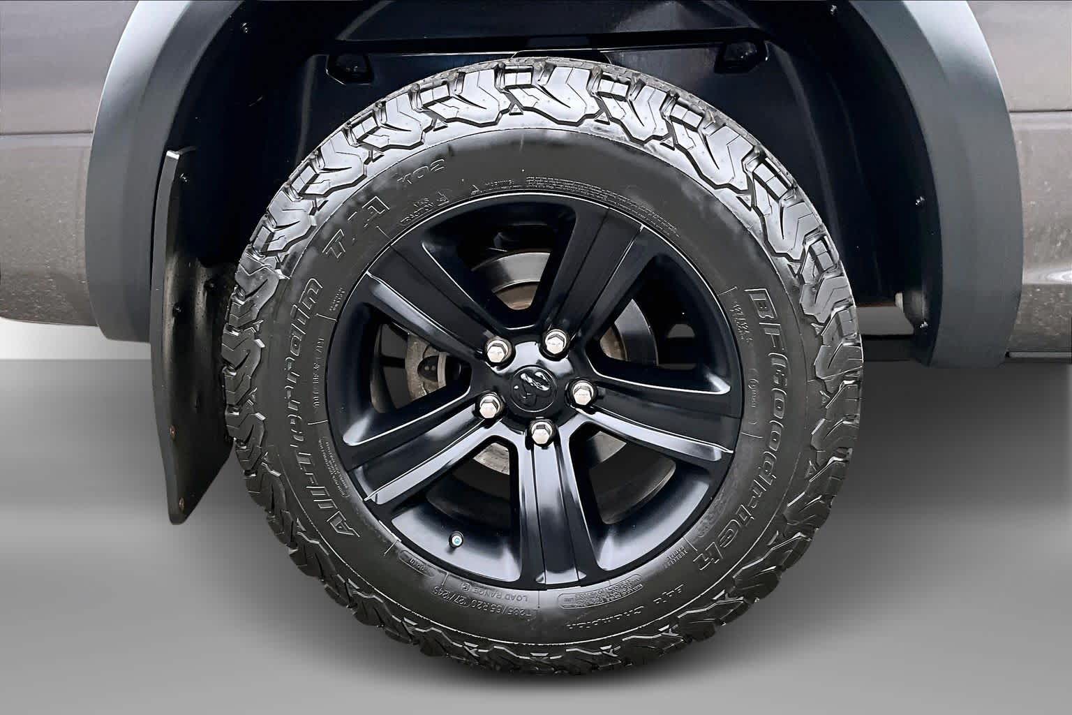 Thumbnail: 2021 RAM 1500 Classic - 35