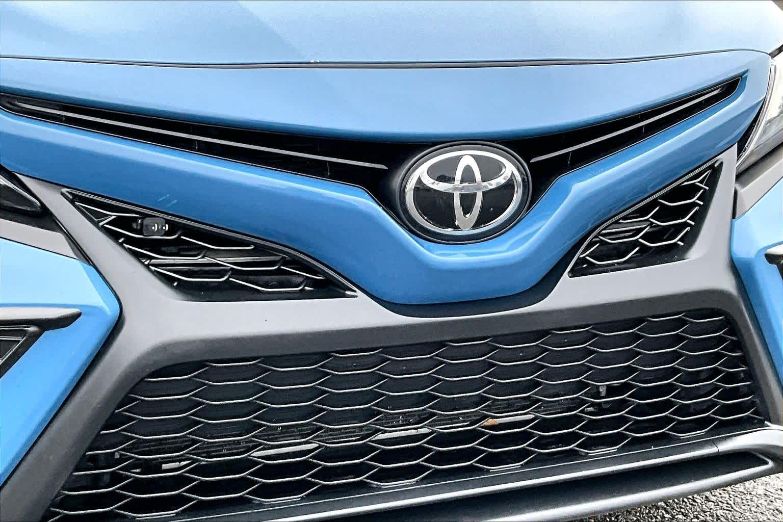 Thumbnail: 2023 Toyota Camry - 34