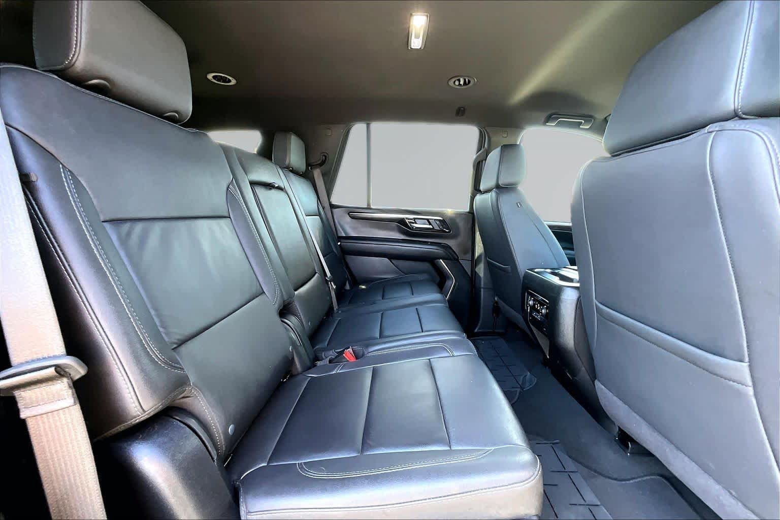 Thumbnail: 2025 Chevrolet Tahoe - 30