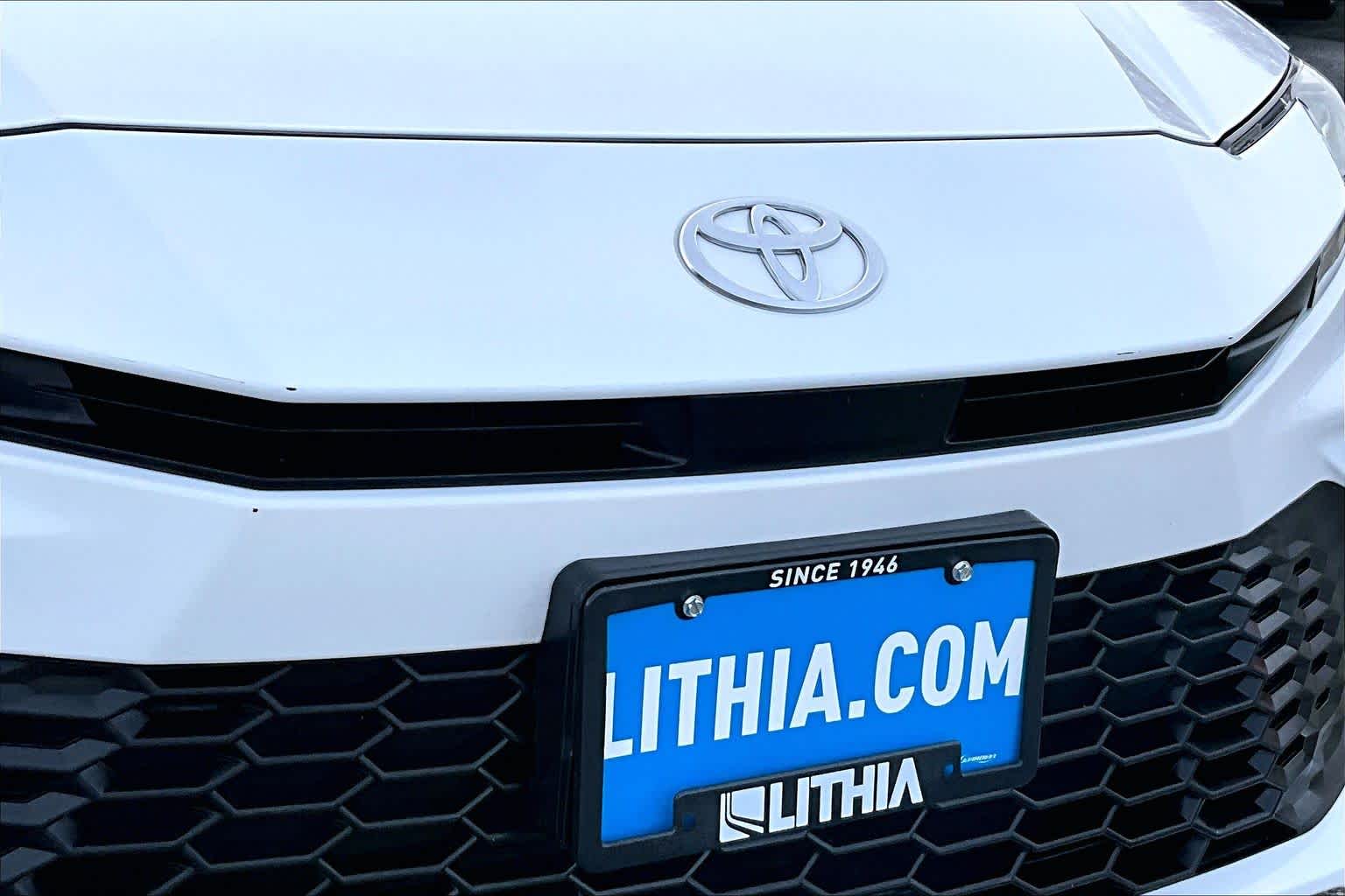 Thumbnail: 2025 Toyota Camry - 34