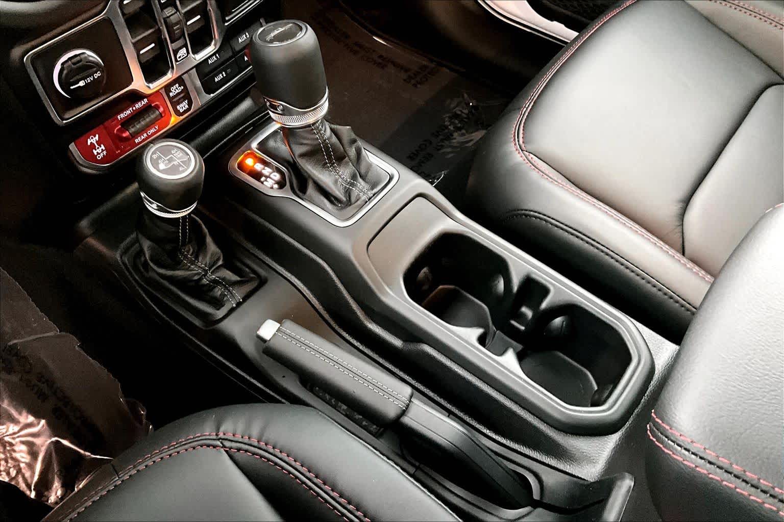 Thumbnail: 2026 Jeep Gladiator - 17