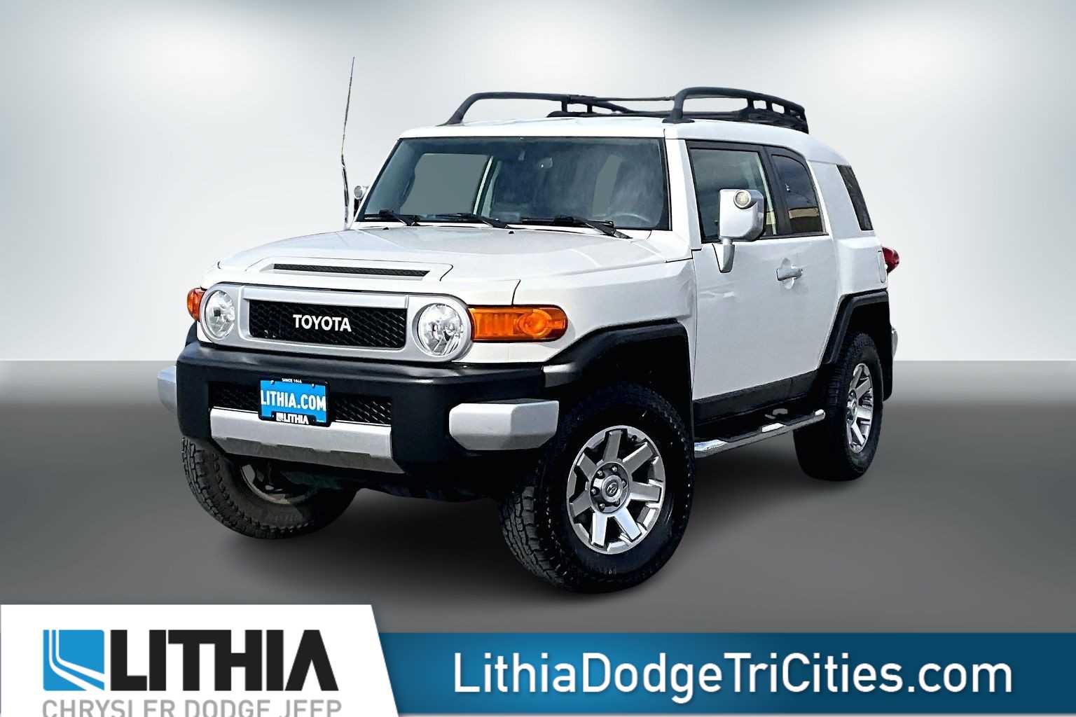 Thumbnail: 2014 Toyota FJ Cruiser - 1