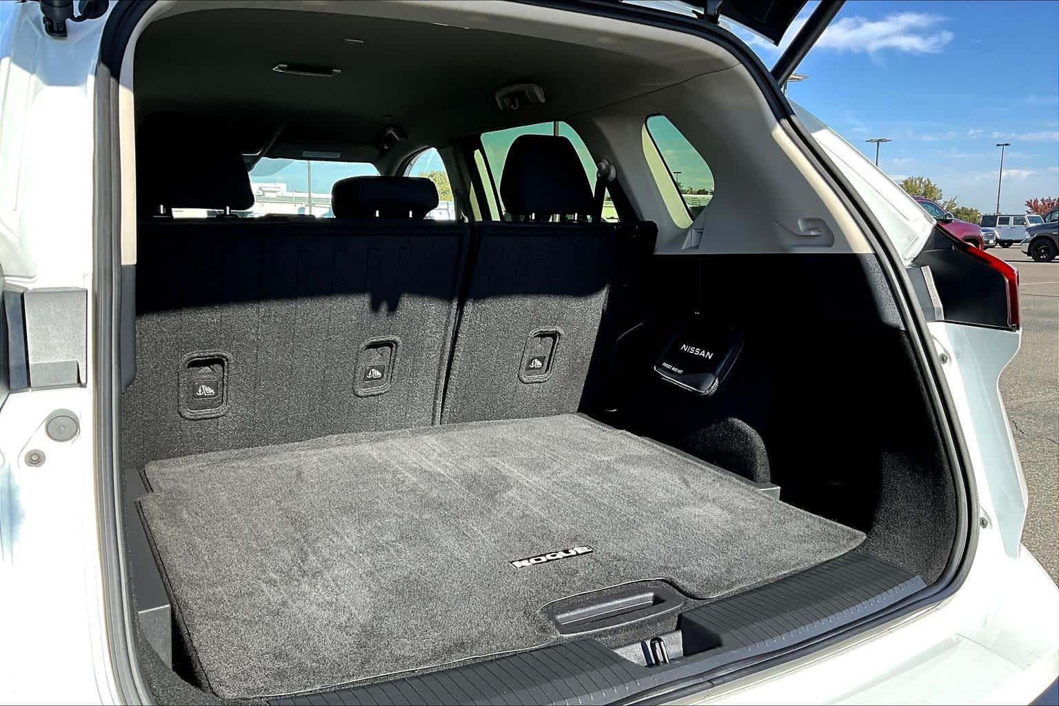 Thumbnail: 2024 Nissan Rogue - 18