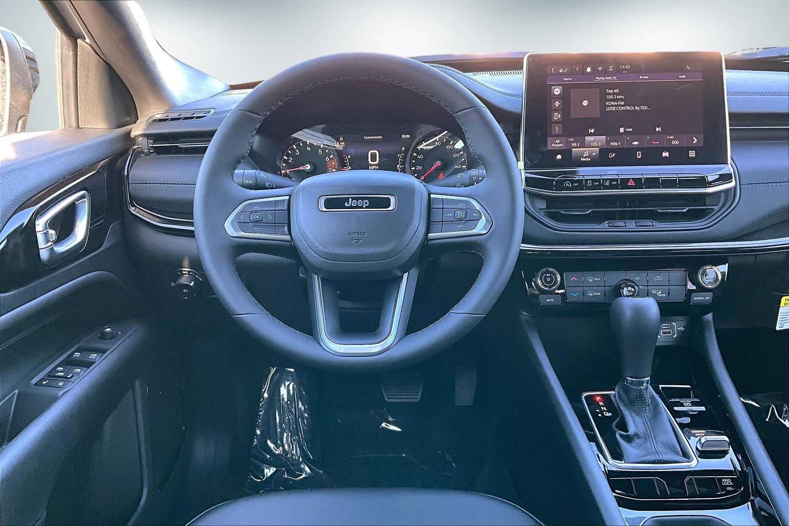 Thumbnail: 2026 Jeep Compass - 15