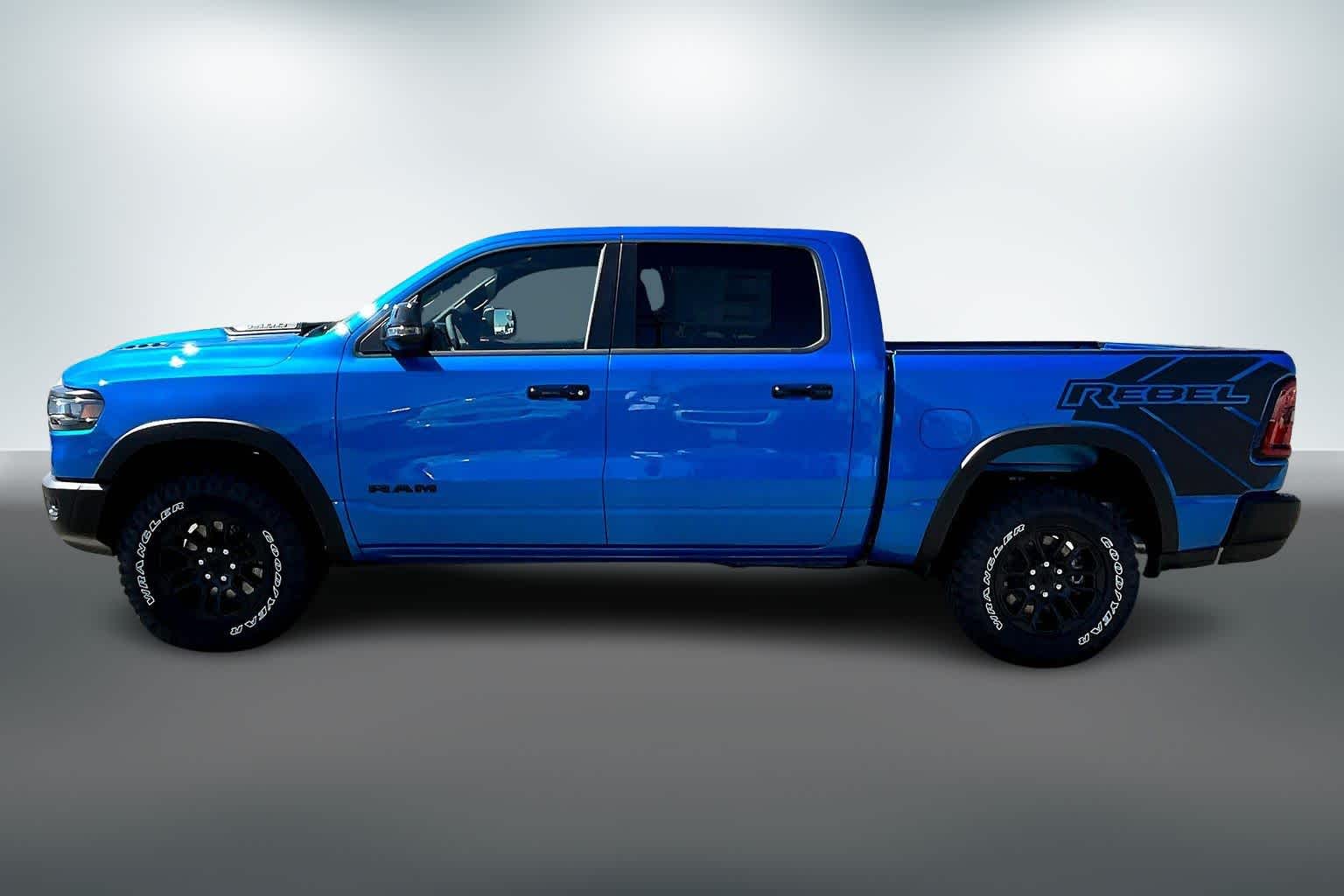Thumbnail: 2026 RAM 1500 - 3