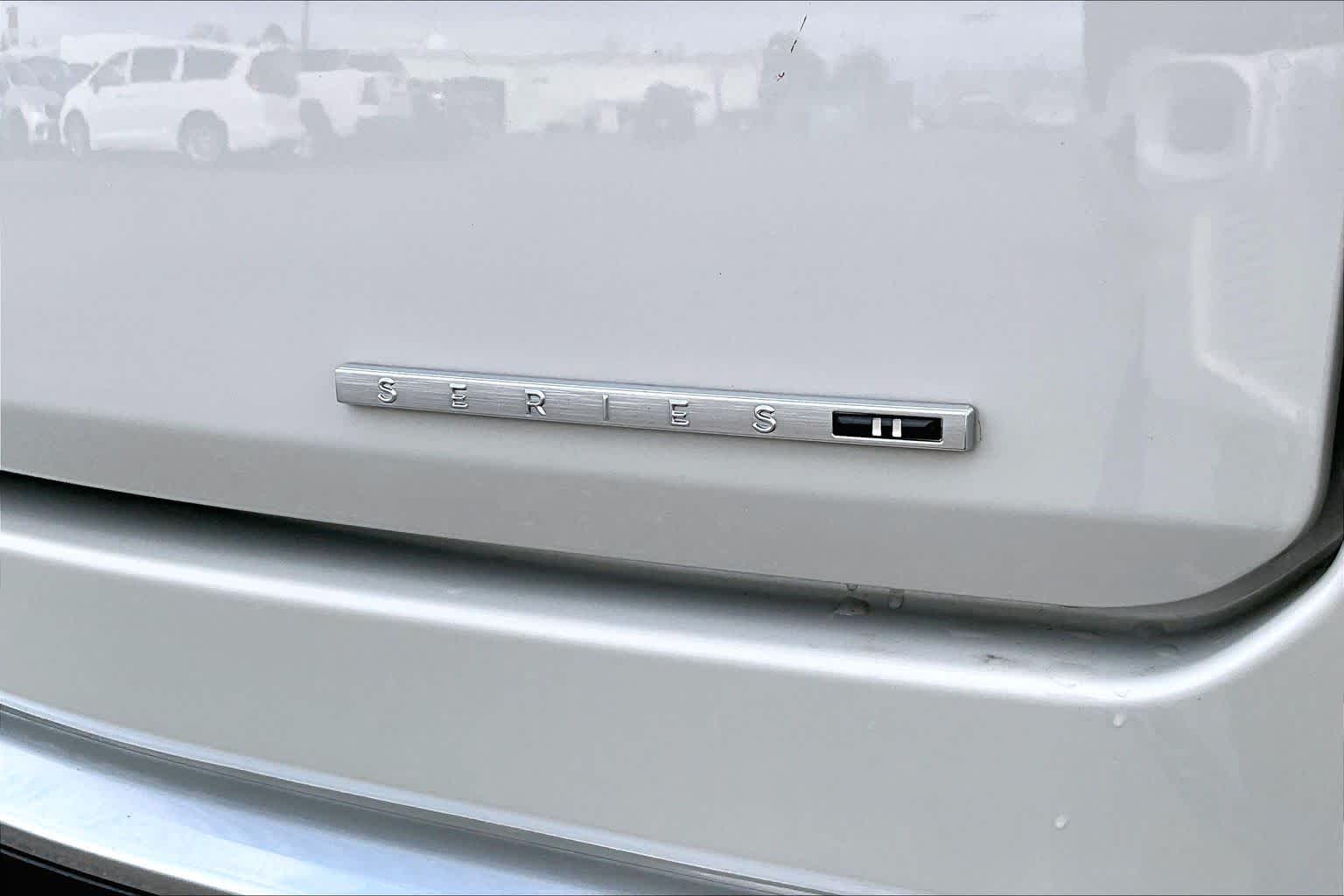 Thumbnail: 2022 Jeep Wagoneer - 7