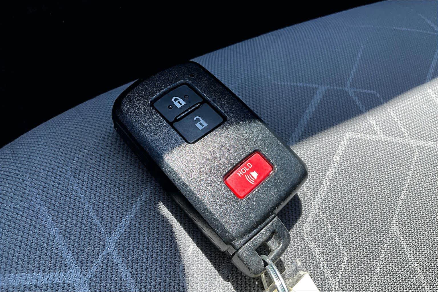 Thumbnail: 2023 Toyota Tacoma - 19