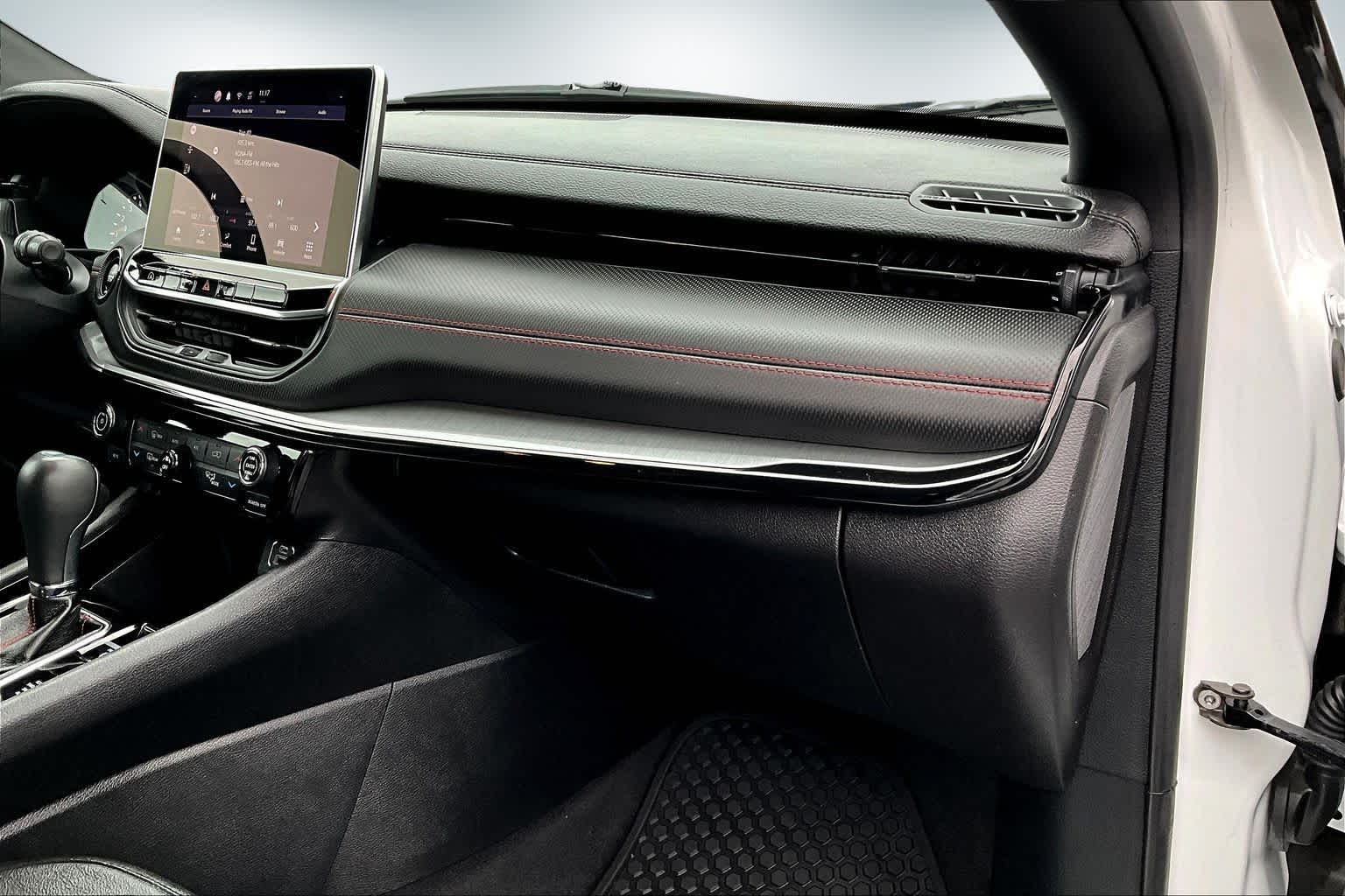 Thumbnail: 2024 Jeep Compass - 22