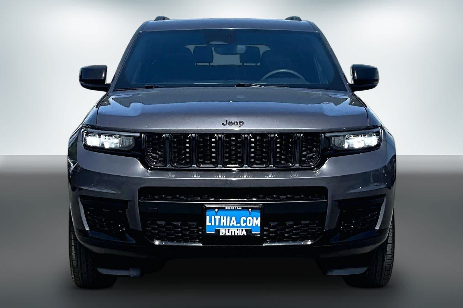 Thumbnail: 2024 Jeep Grand Cherokee L - 6