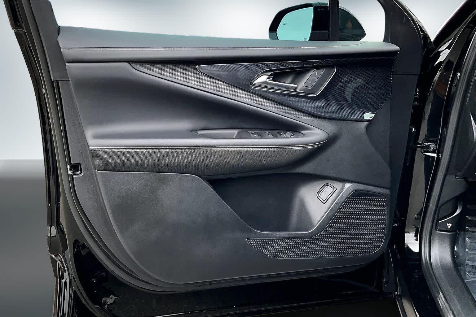 Thumbnail: 2024 Chevrolet Blazer EV - 27