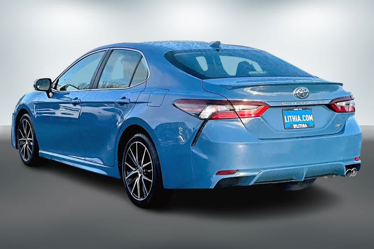 Thumbnail: 2023 Toyota Camry - 4