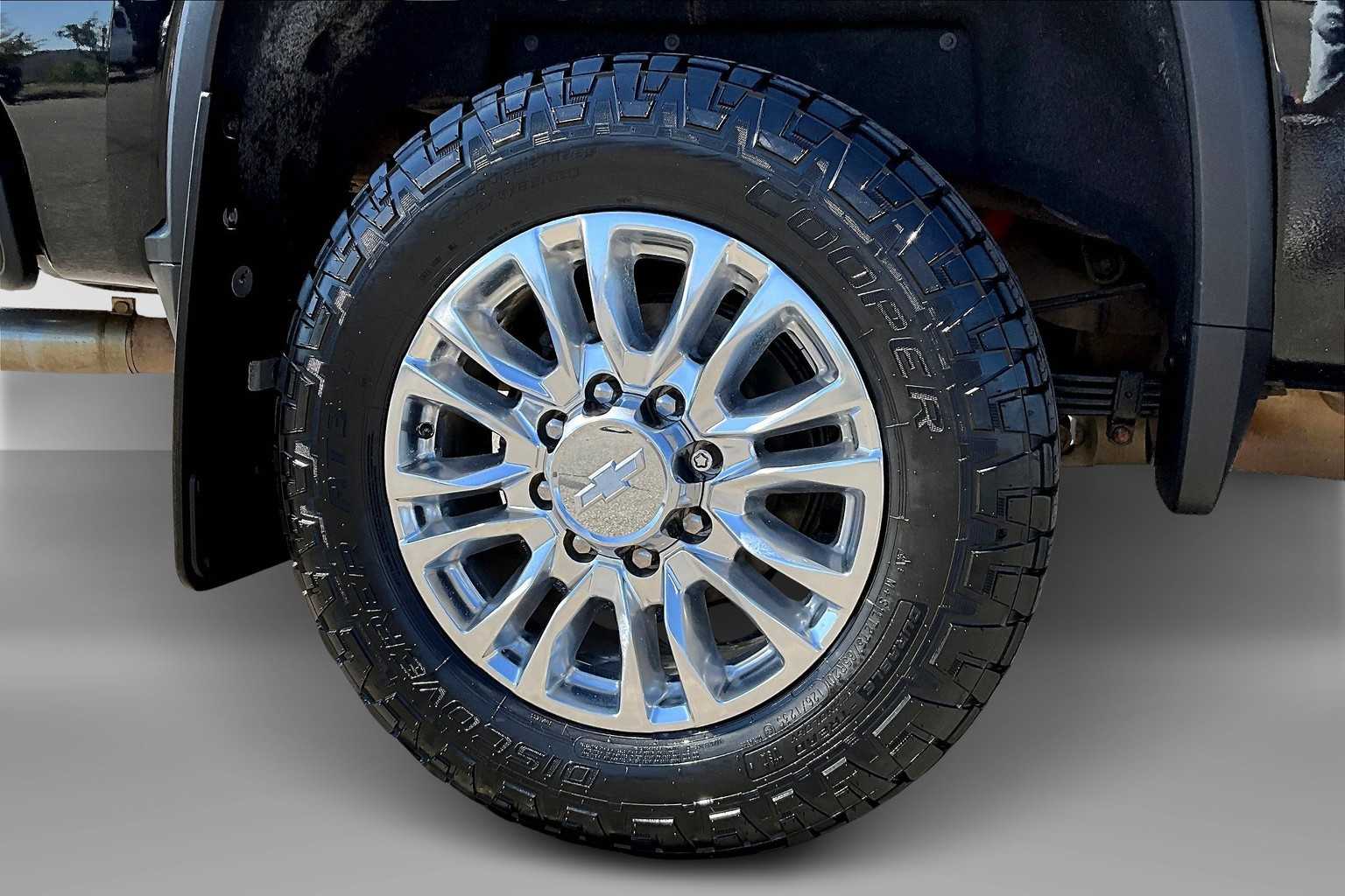 Thumbnail: 2020 Chevrolet Silverado 3500 - 36