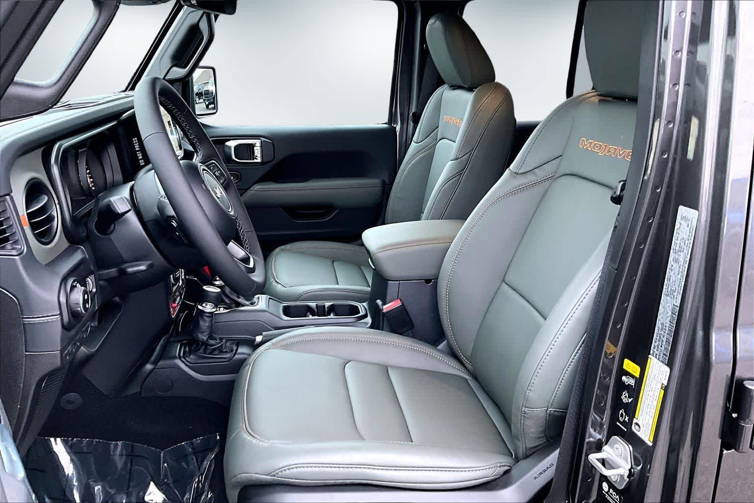 Thumbnail: 2026 Jeep Gladiator - 11