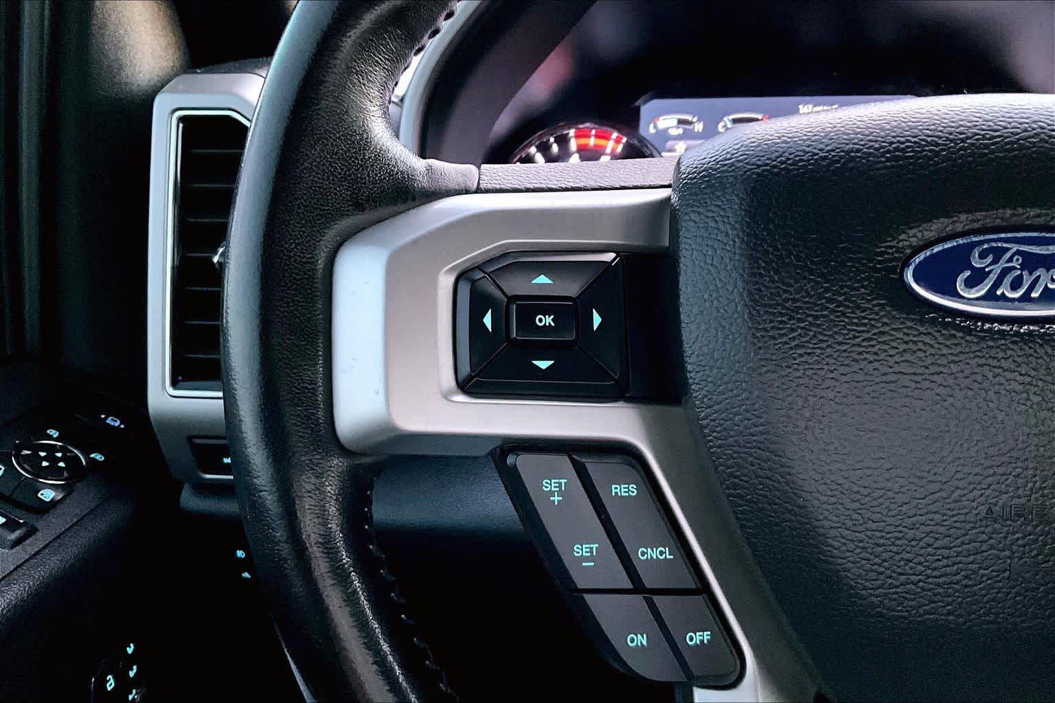 Thumbnail: 2022 Ford Econoline - 24