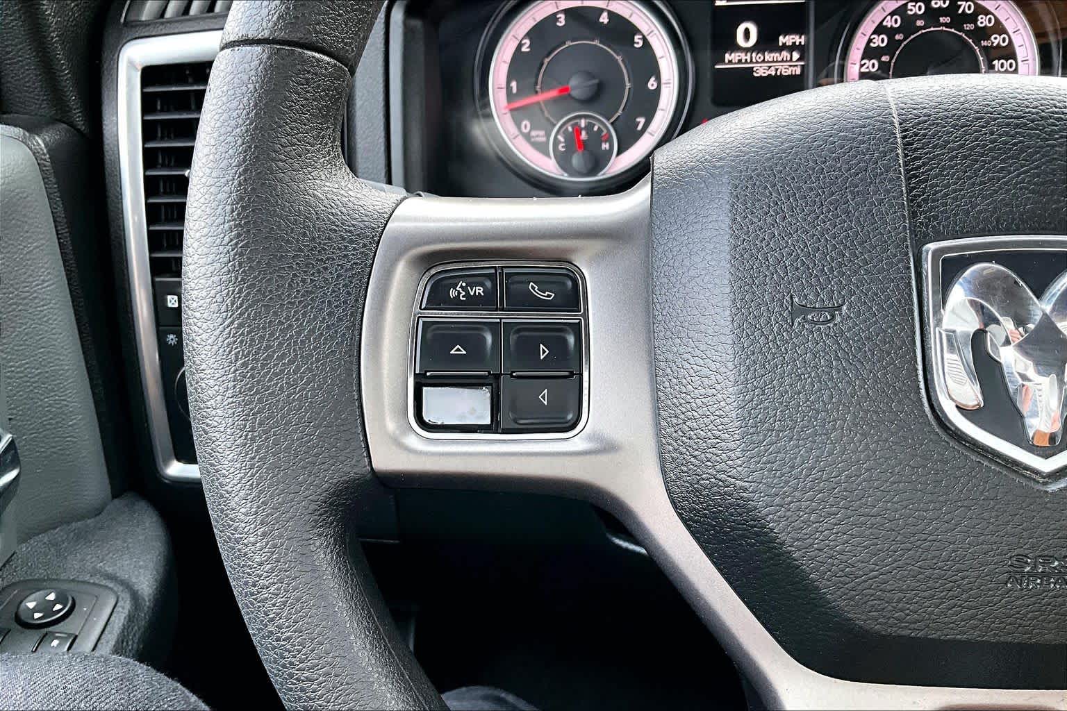 Thumbnail: 2022 RAM 1500 Classic - 24