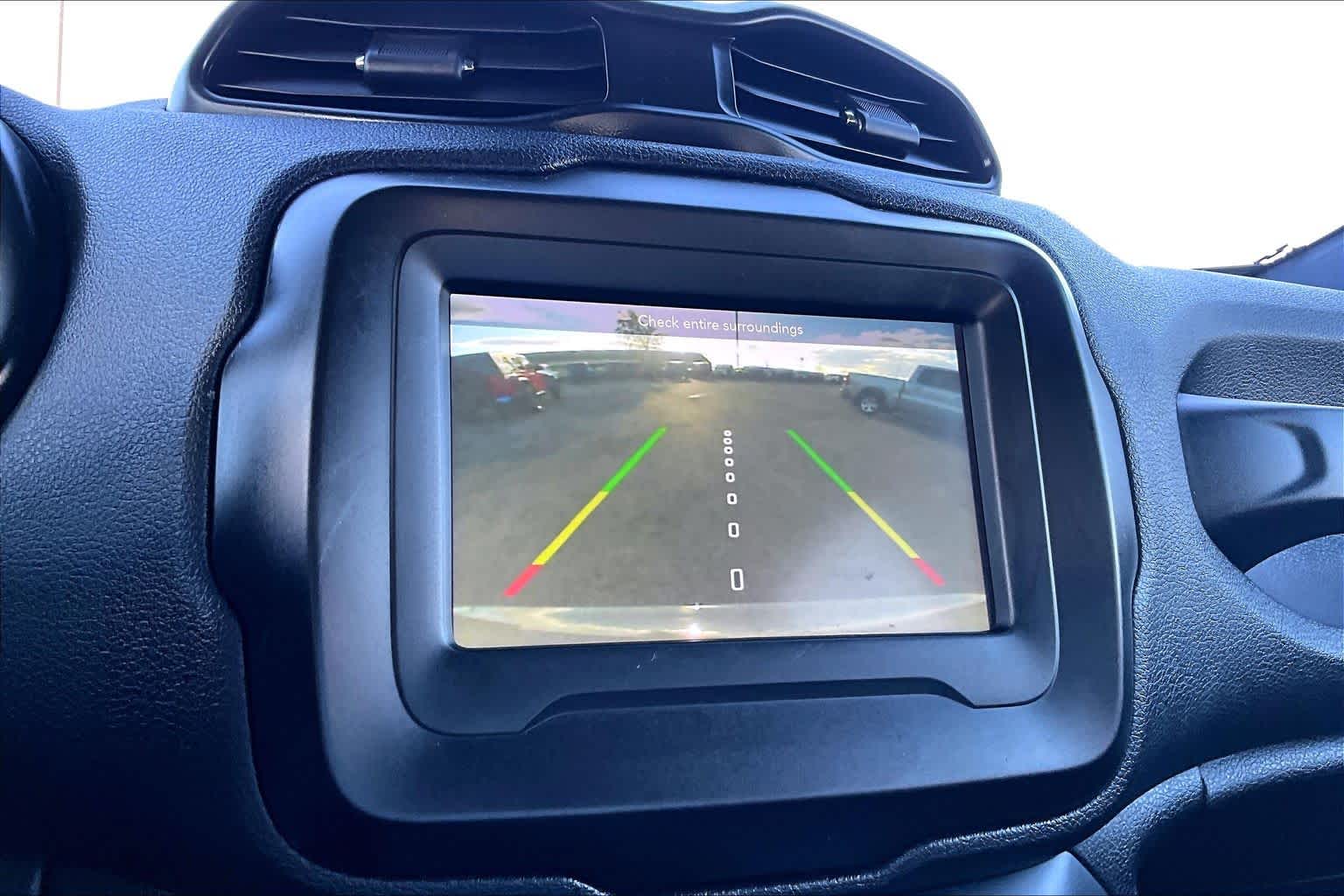 Thumbnail: 2021 Jeep Renegade - 26