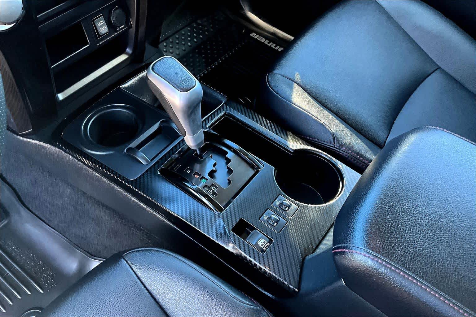 Thumbnail: 2019 Toyota 4Runner - 15