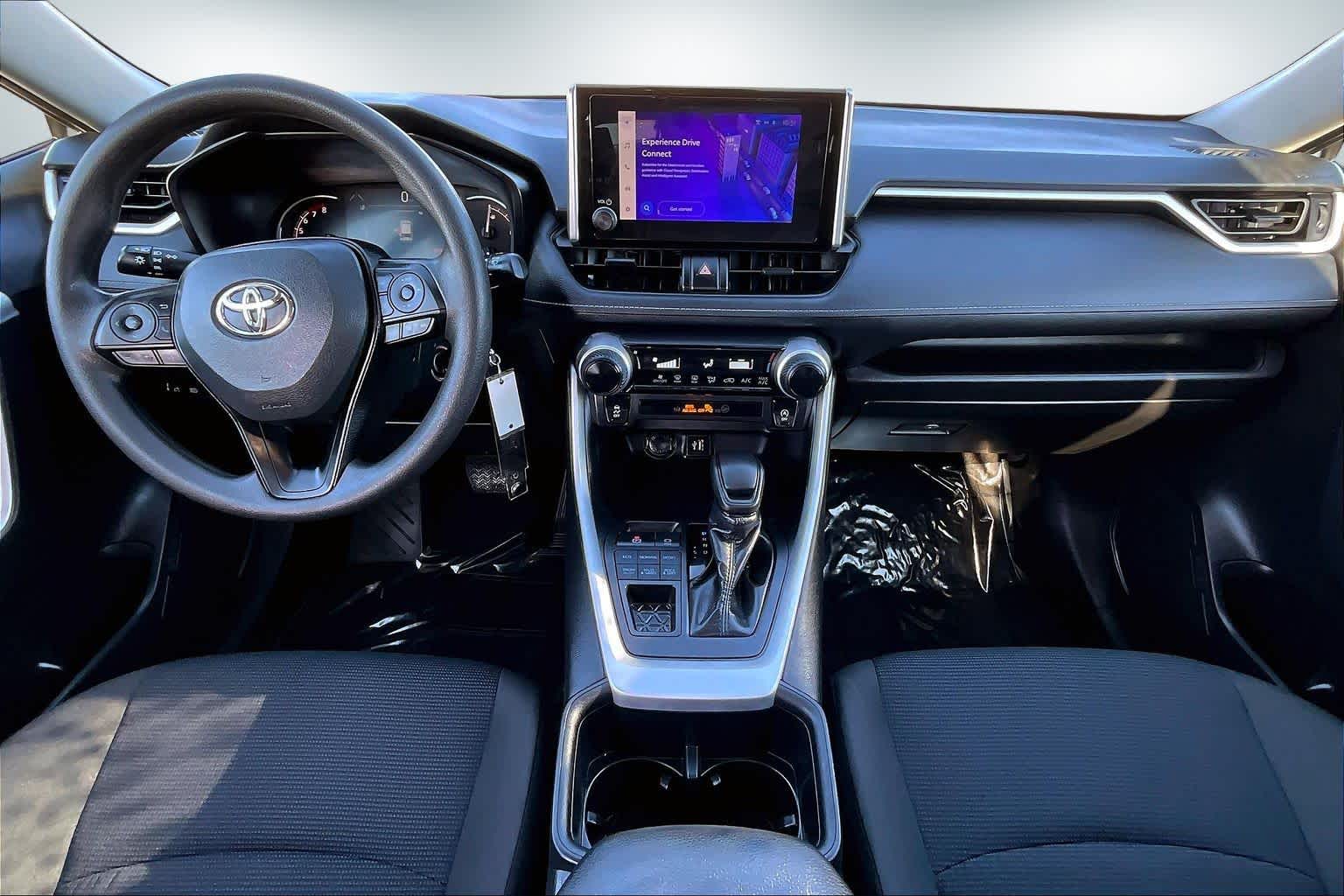 Thumbnail: 2024 Toyota RAV4 - 10