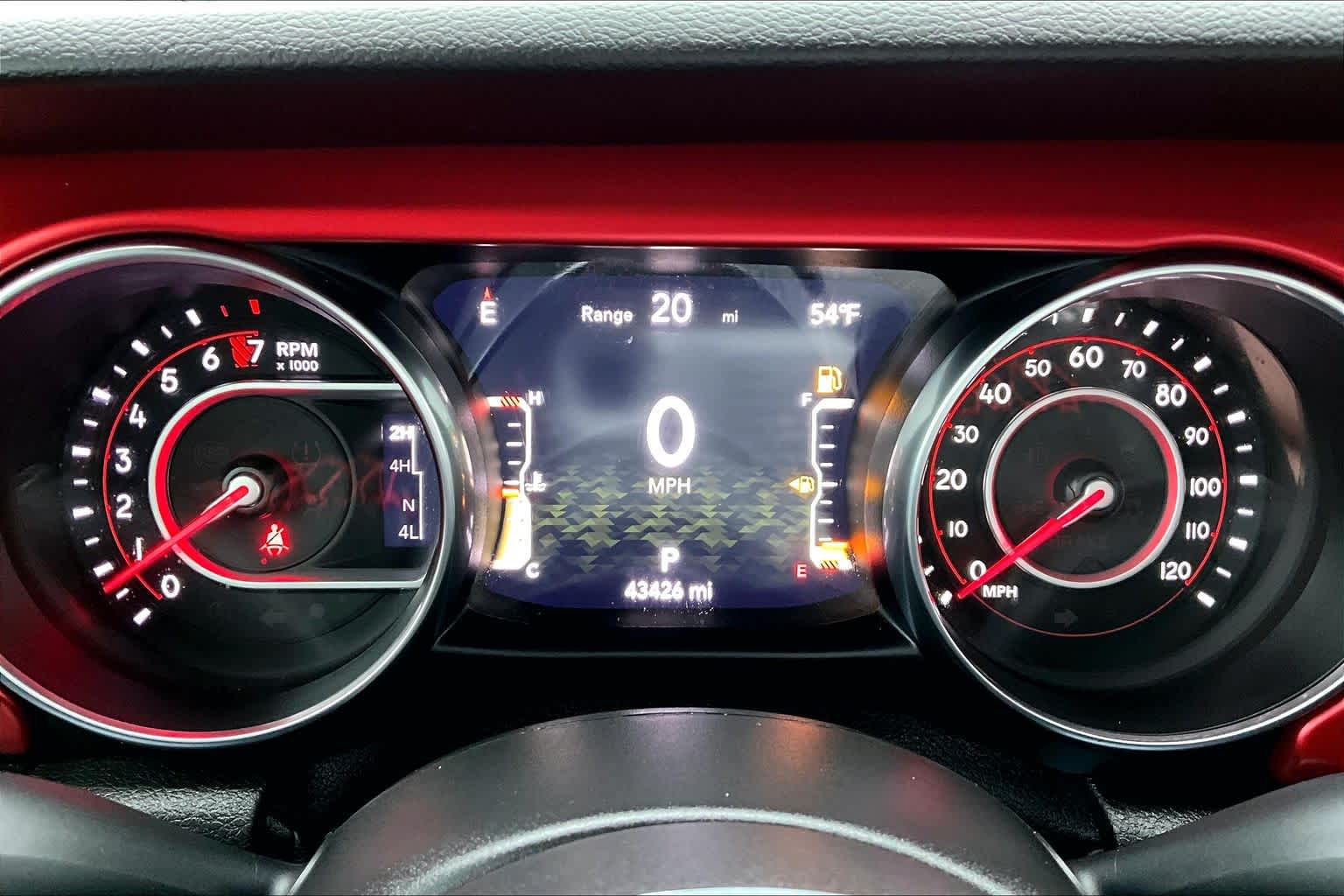 Thumbnail: 2021 Jeep Gladiator - 17