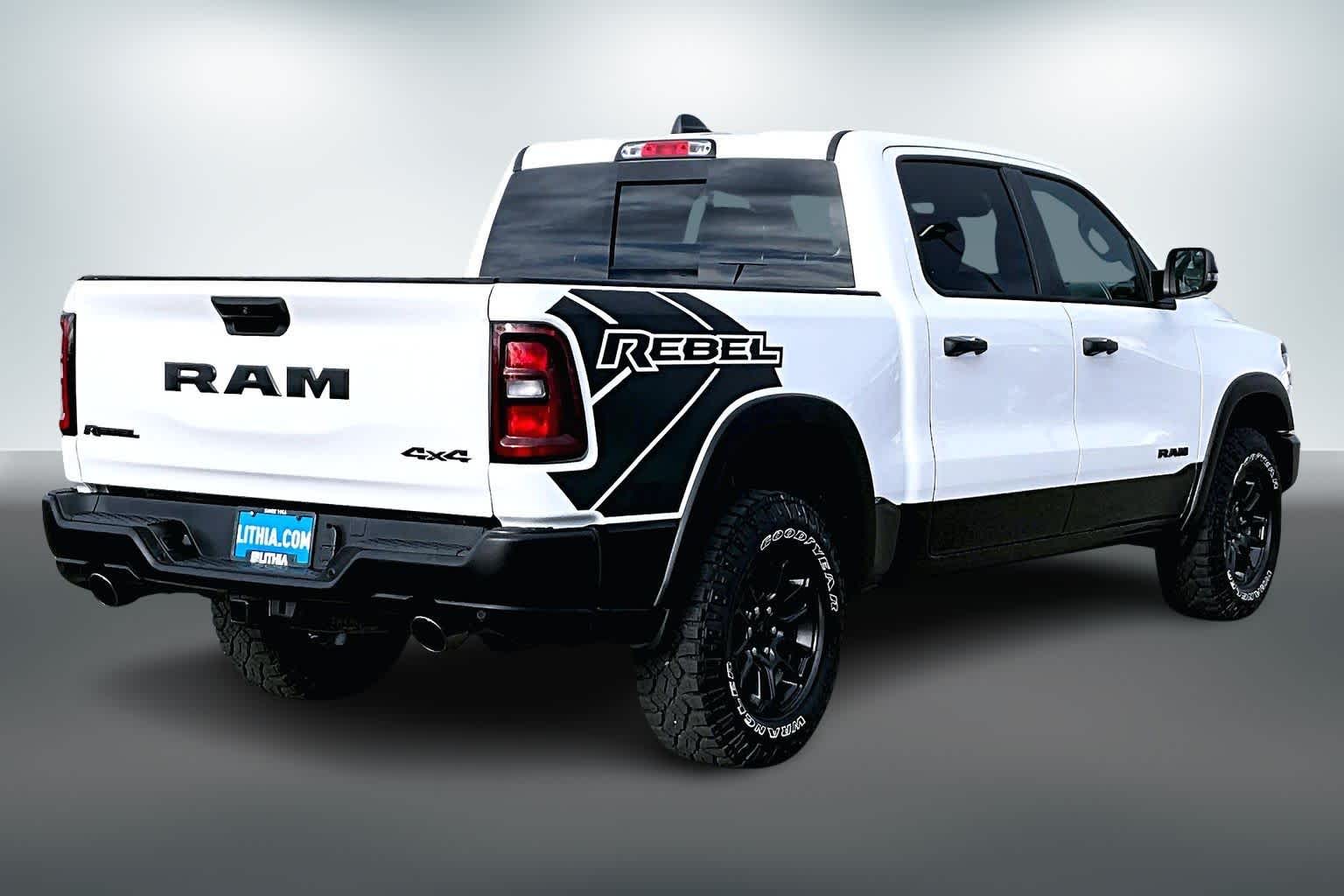 Thumbnail: 2025 RAM 1500 - 21