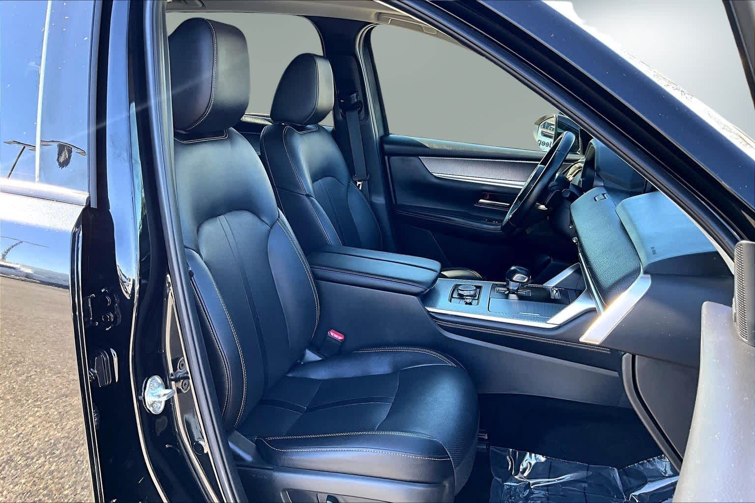 Thumbnail: 2024 Mazda CX-90 - 12