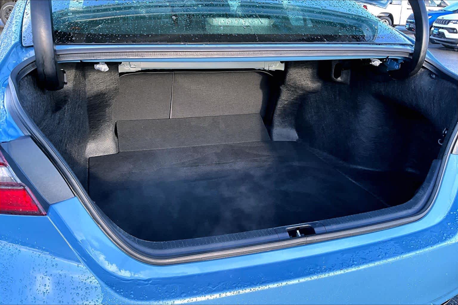 Thumbnail: 2023 Toyota Camry - 18