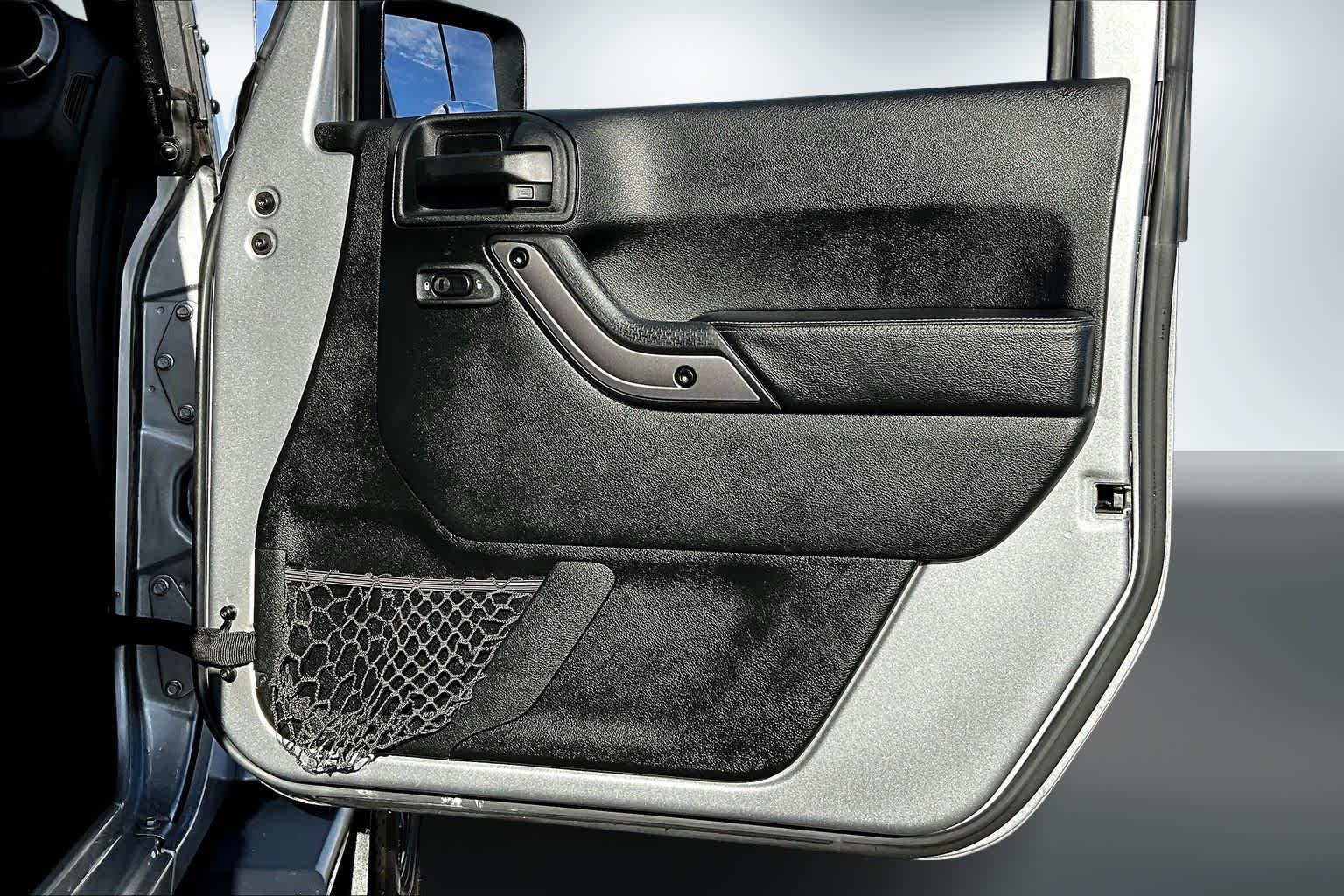 Thumbnail: 2018 Jeep Wrangler - 26