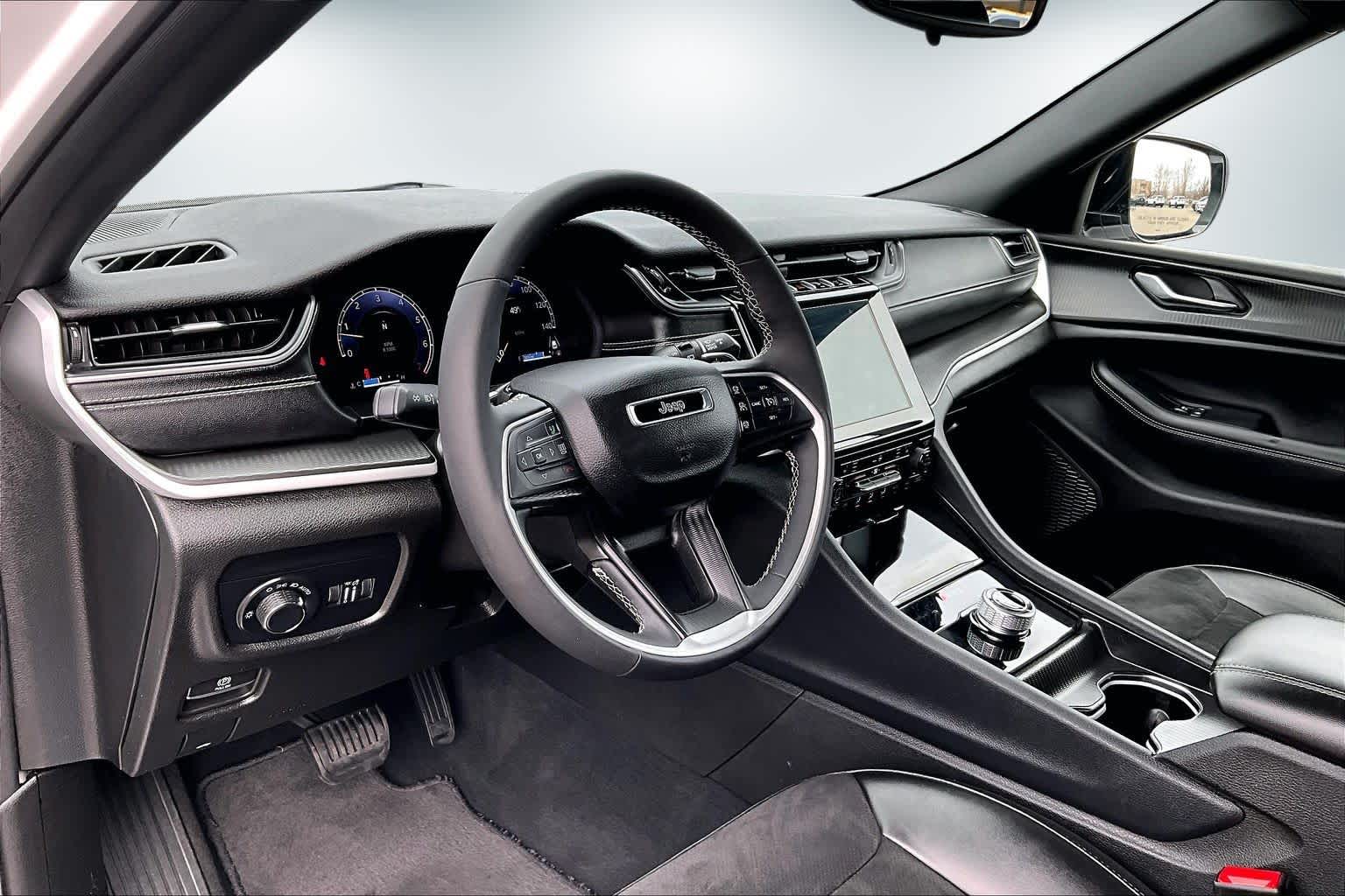 Thumbnail: 2024 Jeep Grand Cherokee - 2