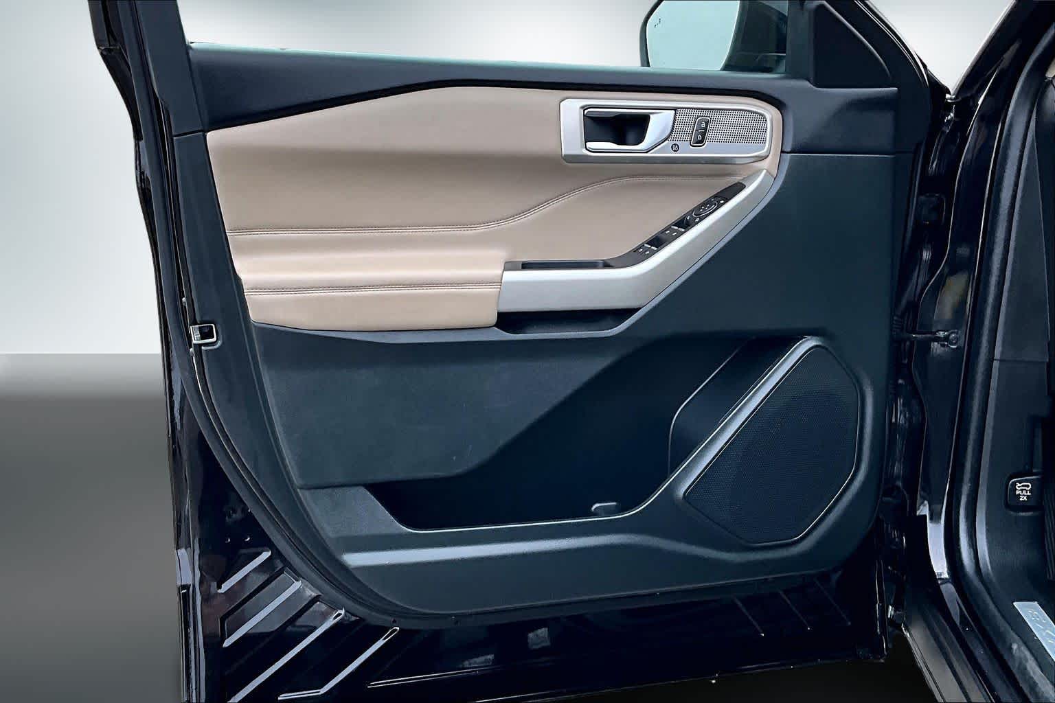 Thumbnail: 2023 Ford Explorer - 27