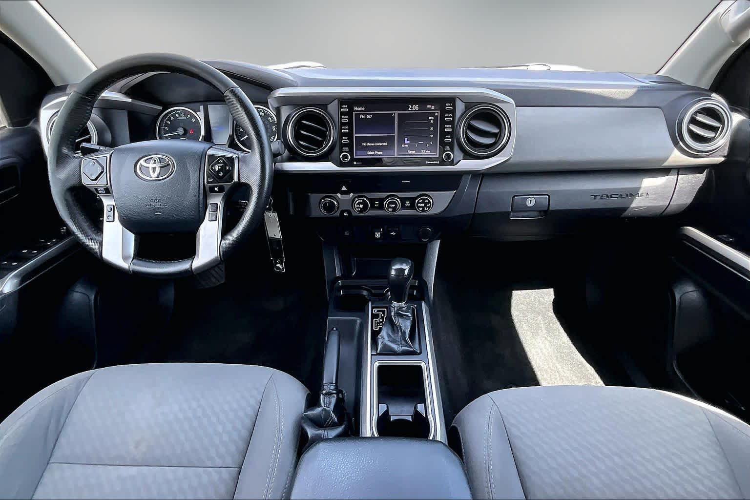Thumbnail: 2020 Toyota Tacoma - 10