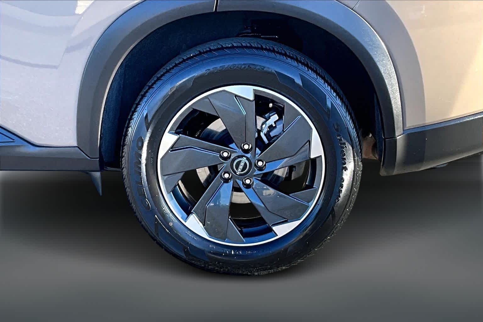 Thumbnail: 2024 Nissan Rogue - 33