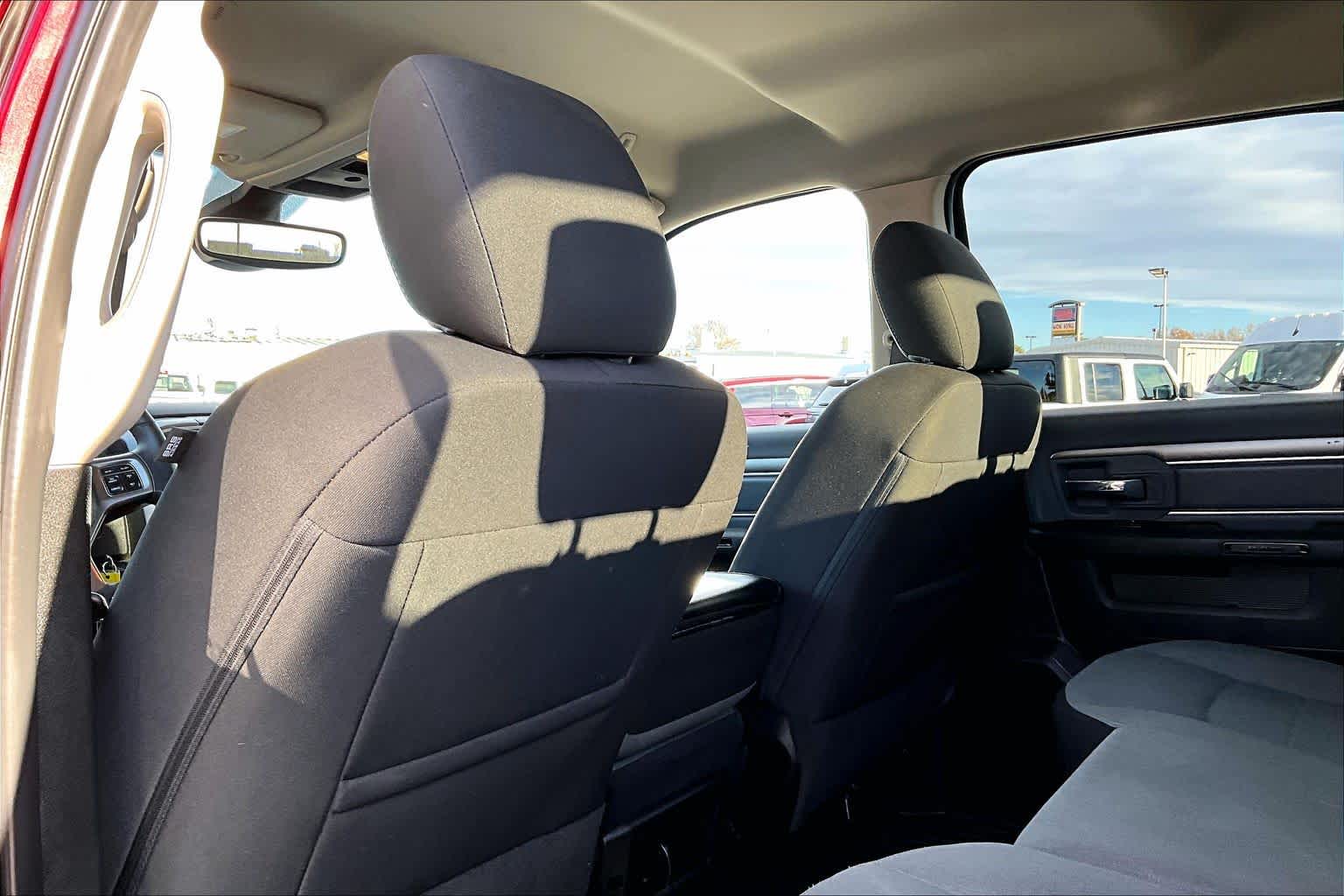 Thumbnail: 2022 RAM 1500 Classic - 12