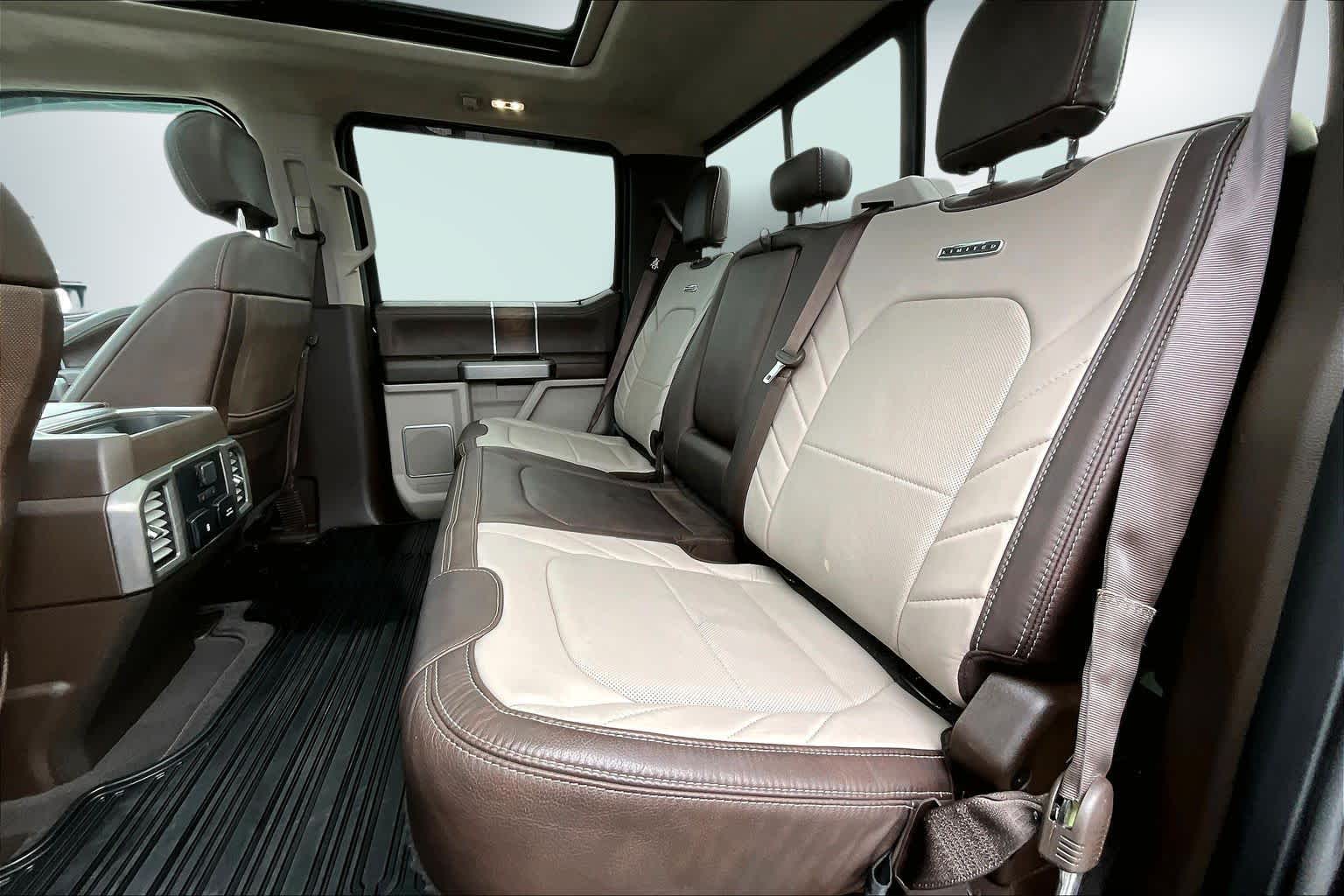 Thumbnail: 2019 Ford Econoline - 27