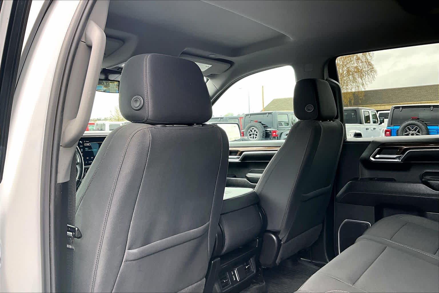 Thumbnail: 2024 Chevrolet Silverado 1500 - 12