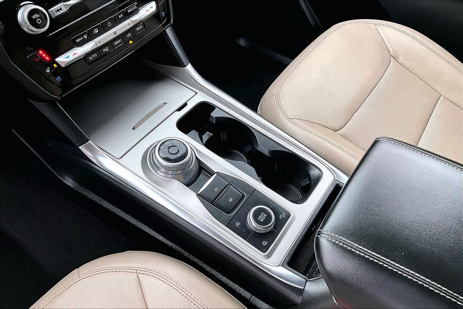 Thumbnail: 2023 Ford Explorer - 16