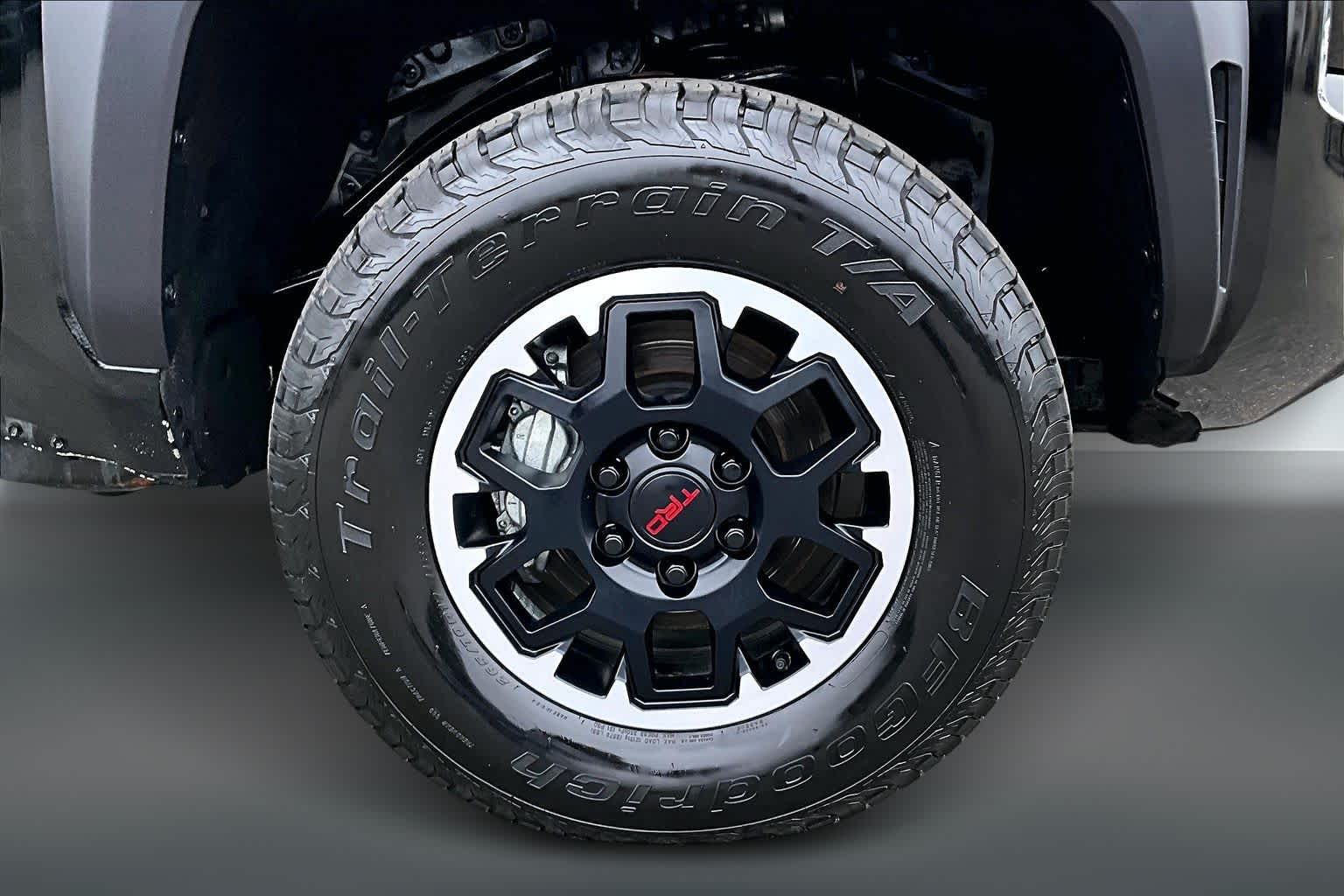 Thumbnail: 2024 Toyota Tacoma - 34