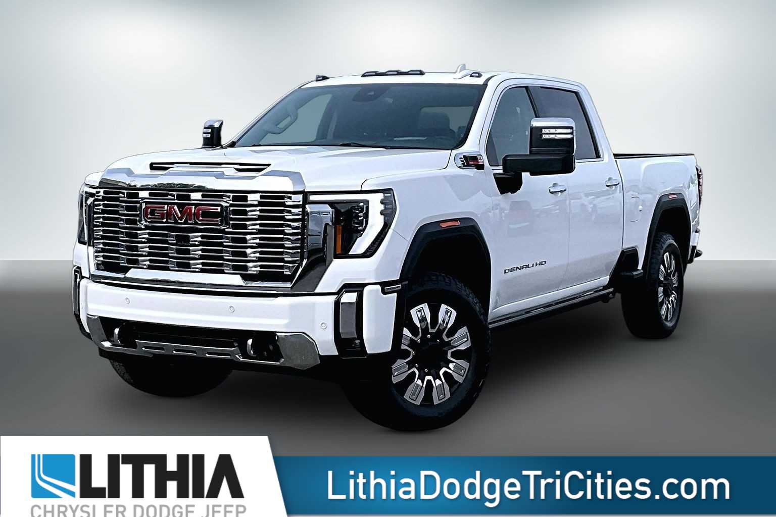 2024 GMC Sierra Denali 4WD Crew Cab Standard Box SRW's photo