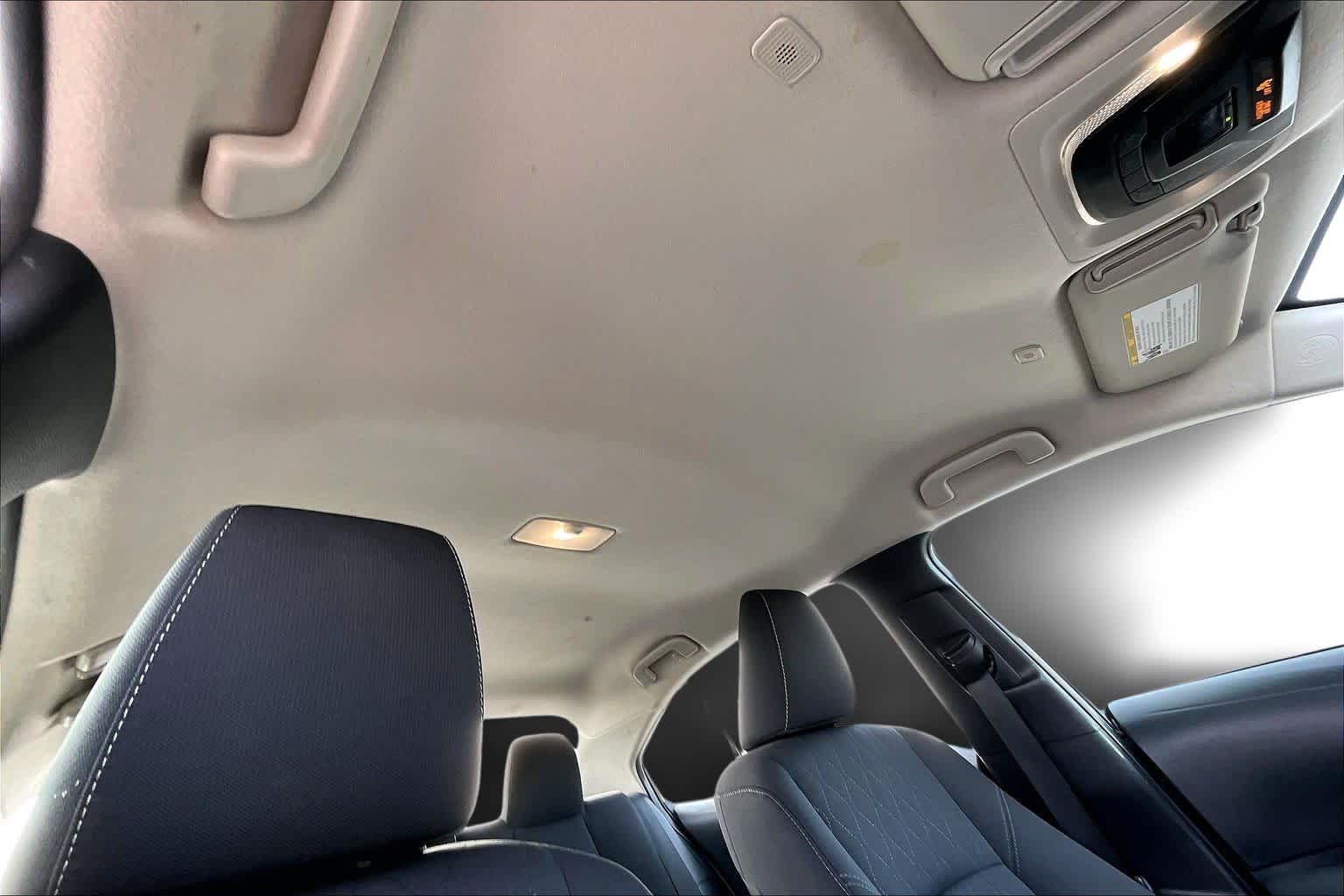 Thumbnail: 2025 Toyota Corolla - 31