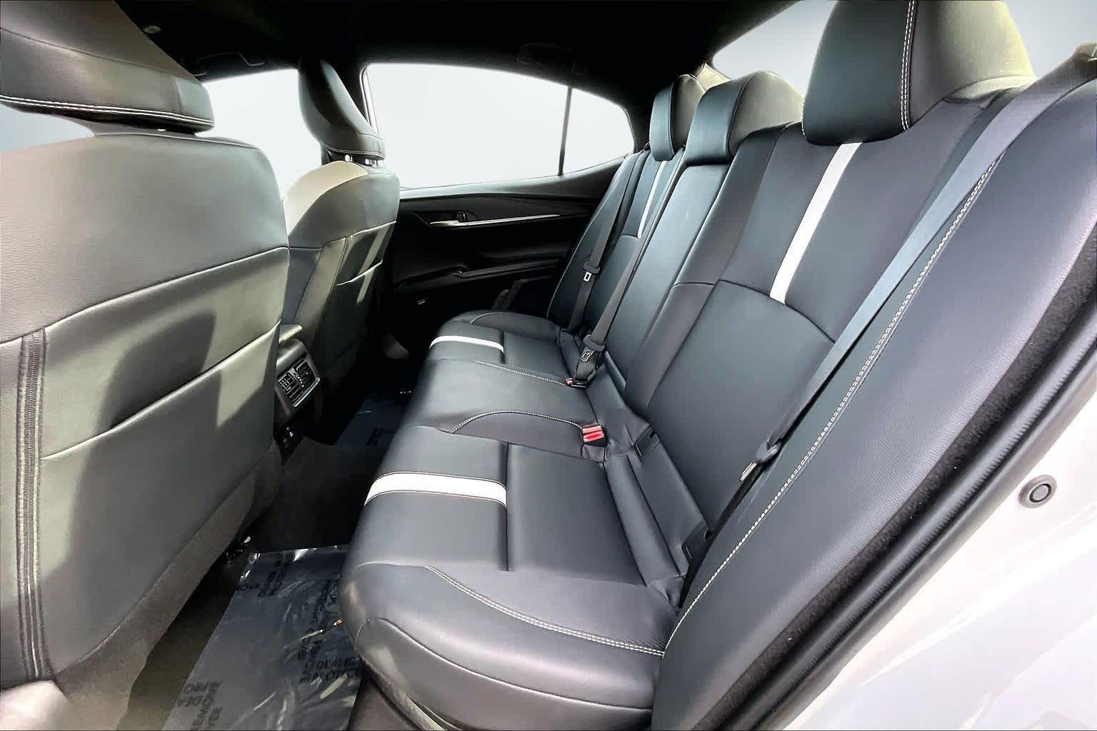 Thumbnail: 2025 Toyota Camry - 29