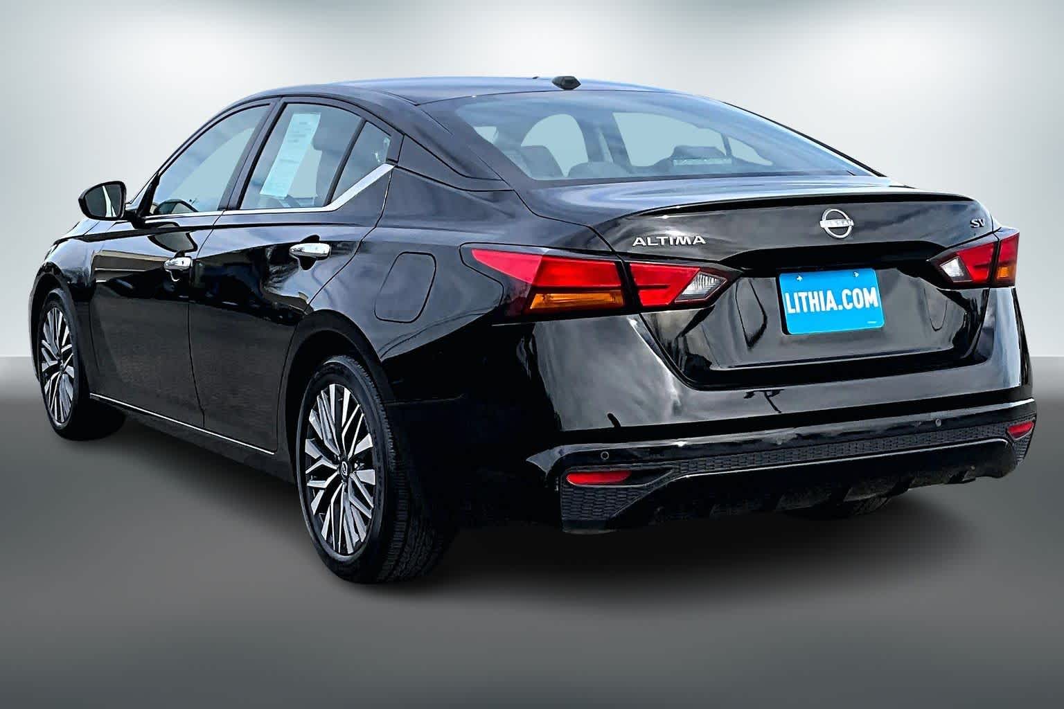 Thumbnail: 2024 Nissan Altima - 3