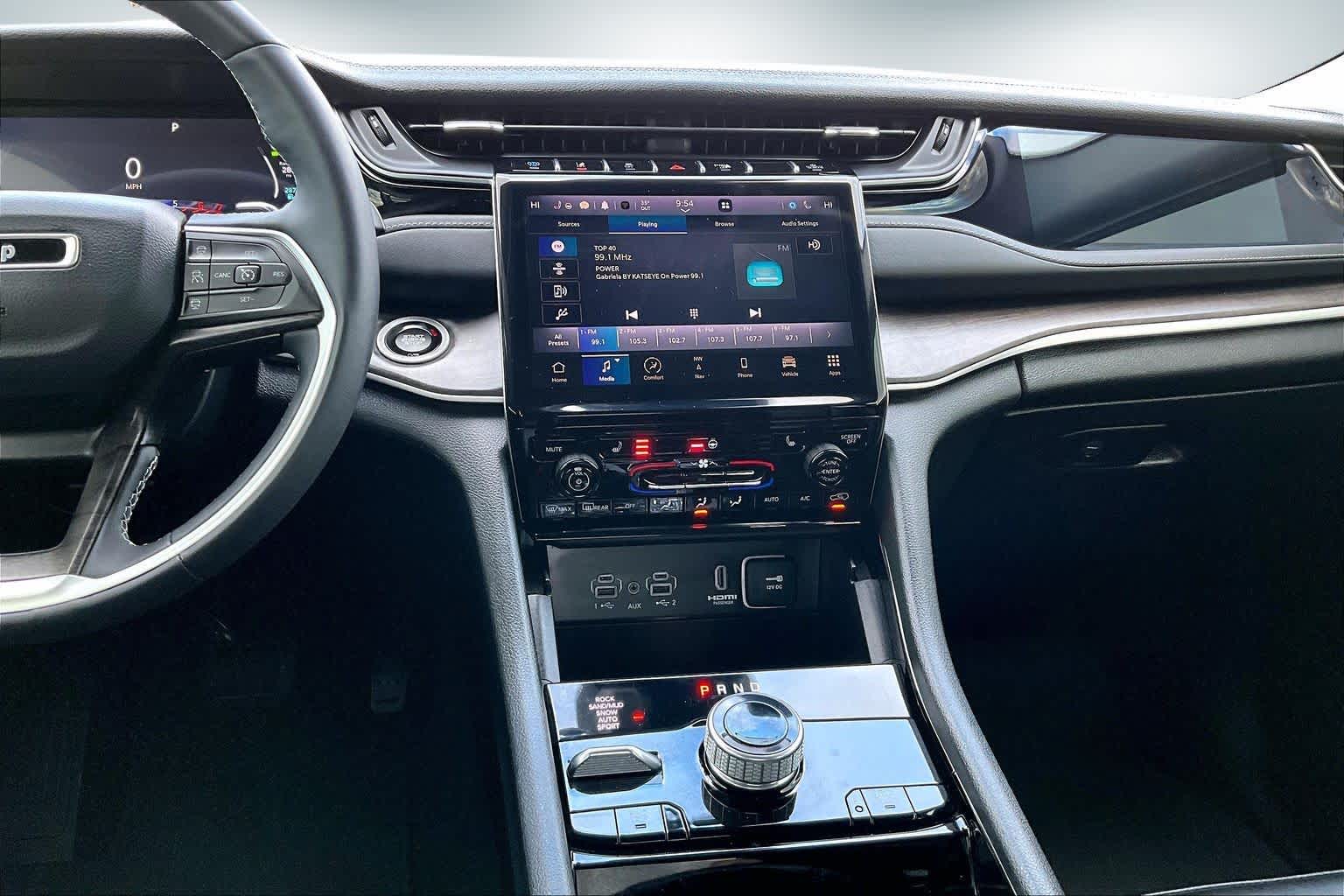 Thumbnail: 2023 Jeep Grand Cherokee - 15