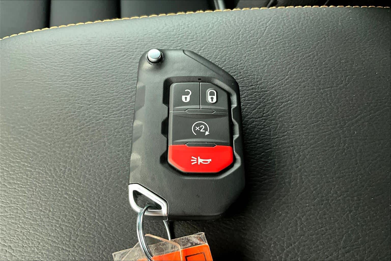 Thumbnail: 2025 Jeep Gladiator - 20