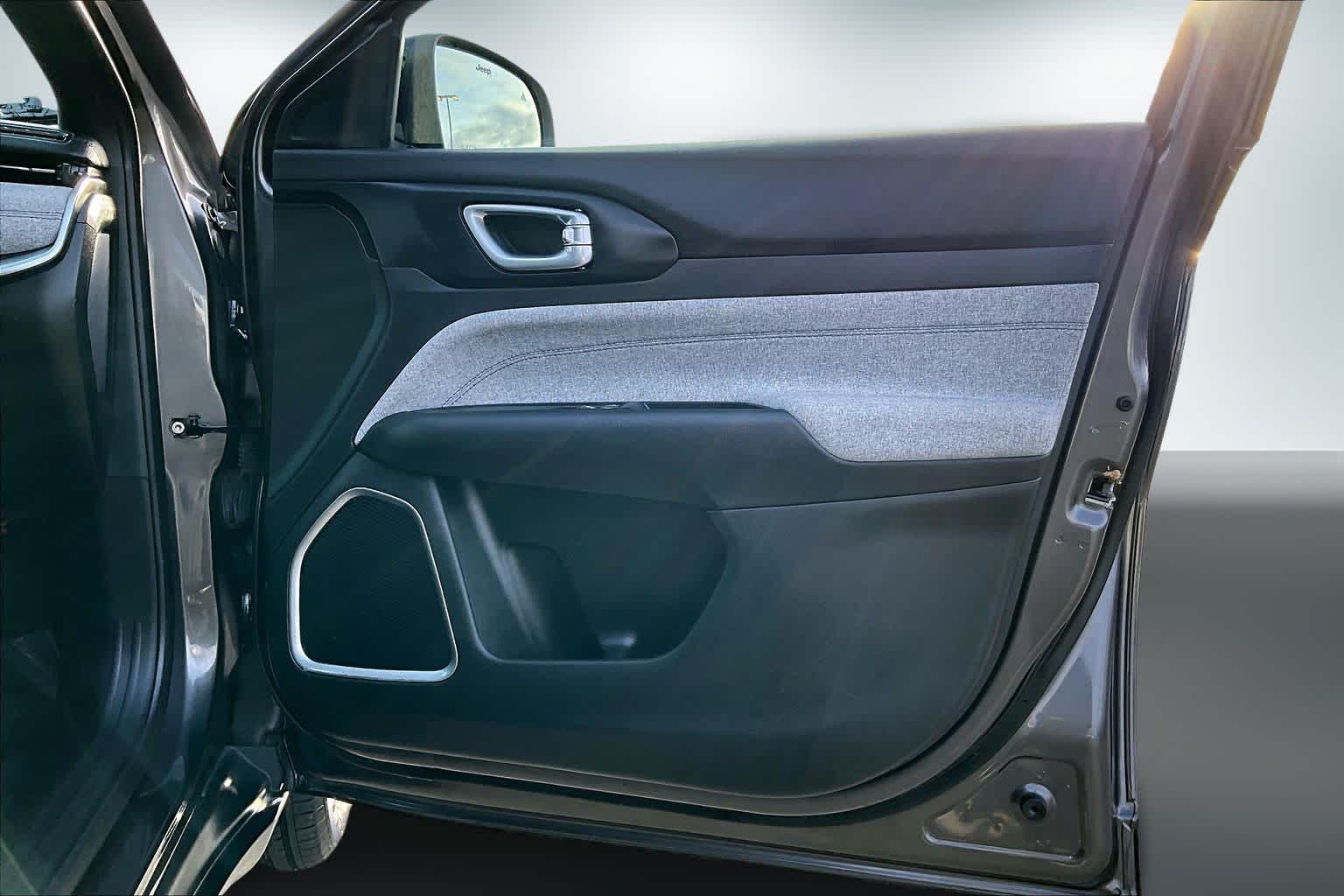 Thumbnail: 2024 Jeep Compass - 28