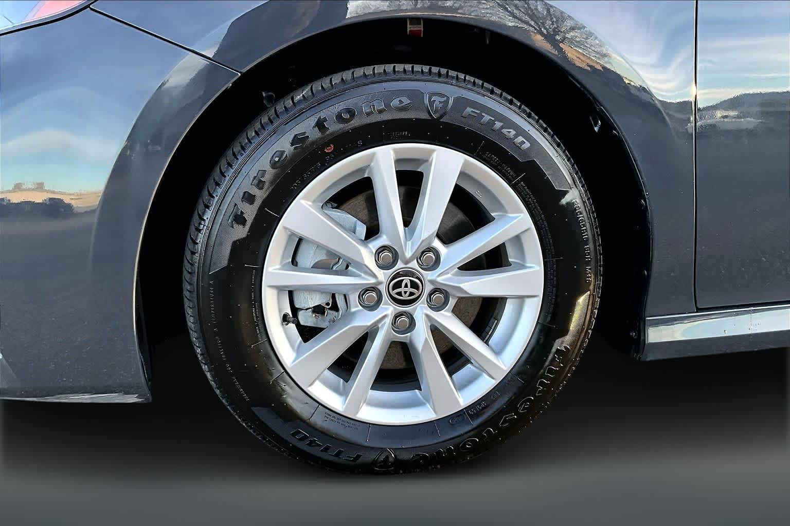 Thumbnail: 2025 Toyota Camry - 8