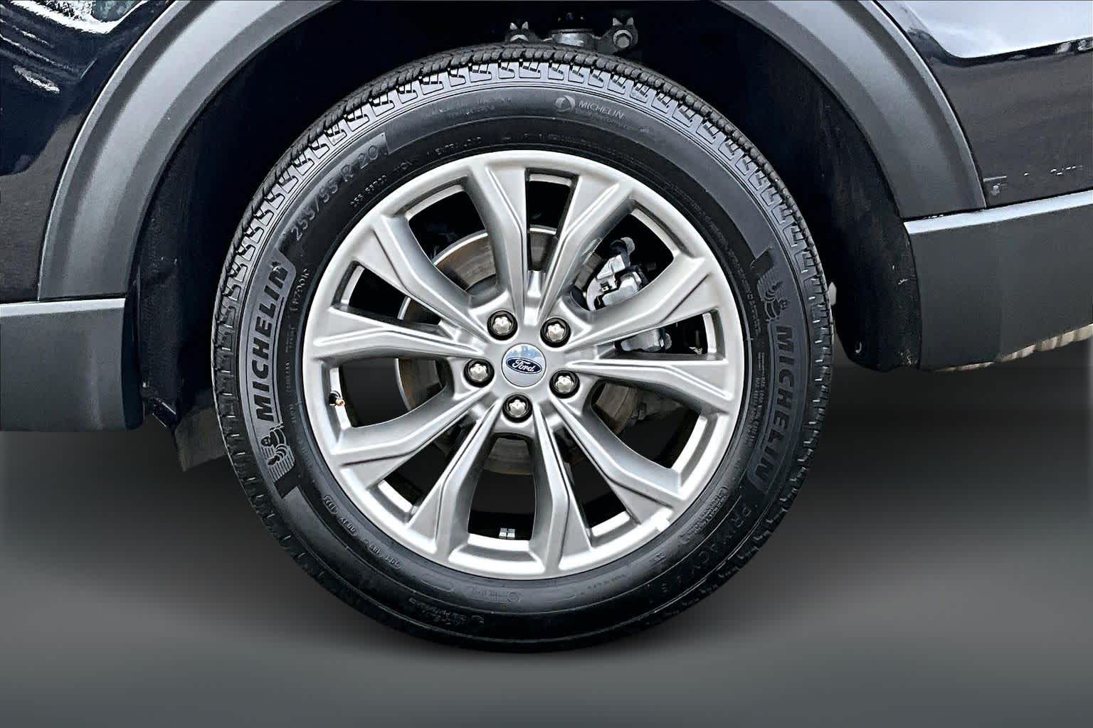 Thumbnail: 2023 Ford Explorer - 38