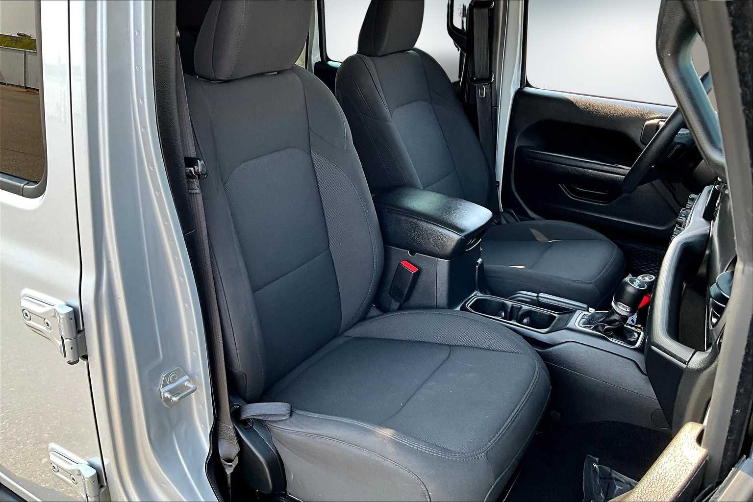 Thumbnail: 2023 Jeep Wrangler - 13