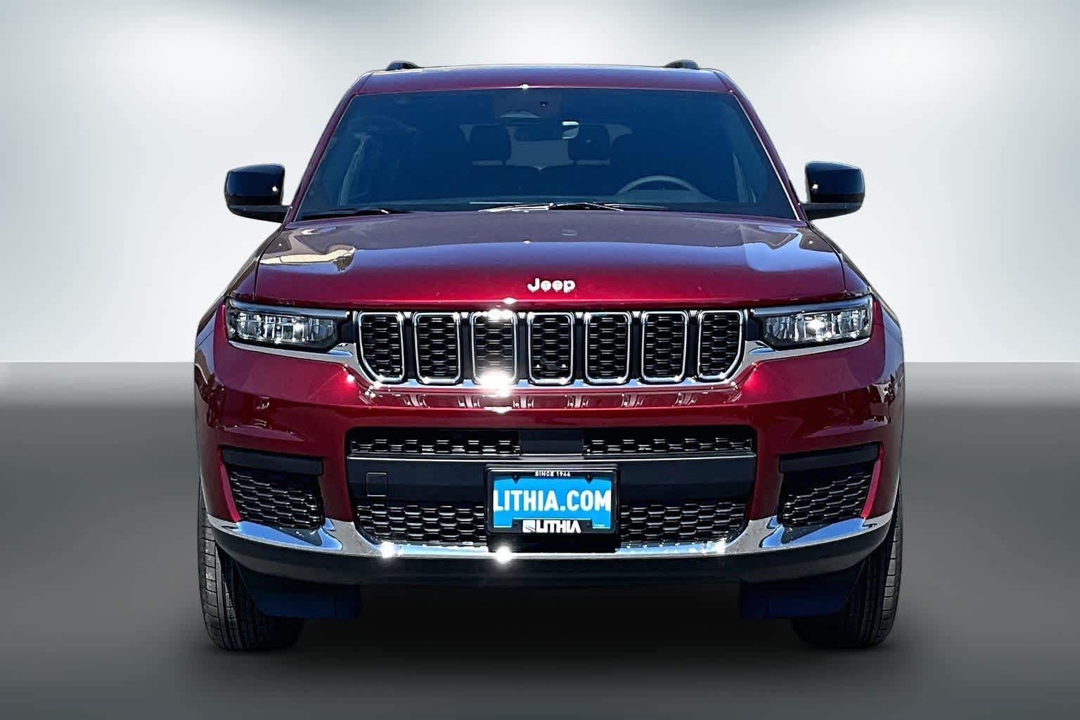 Thumbnail: 2026 Jeep Grand Cherokee - 6