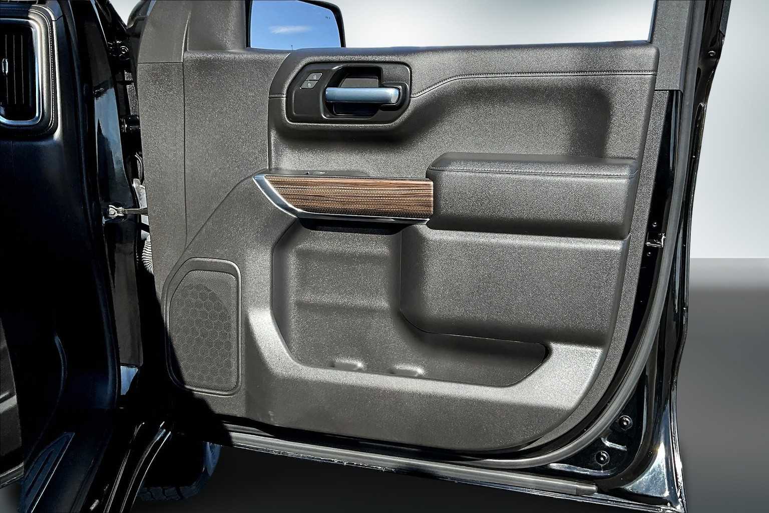 Thumbnail: 2022 Chevrolet Silverado 1500 - 28